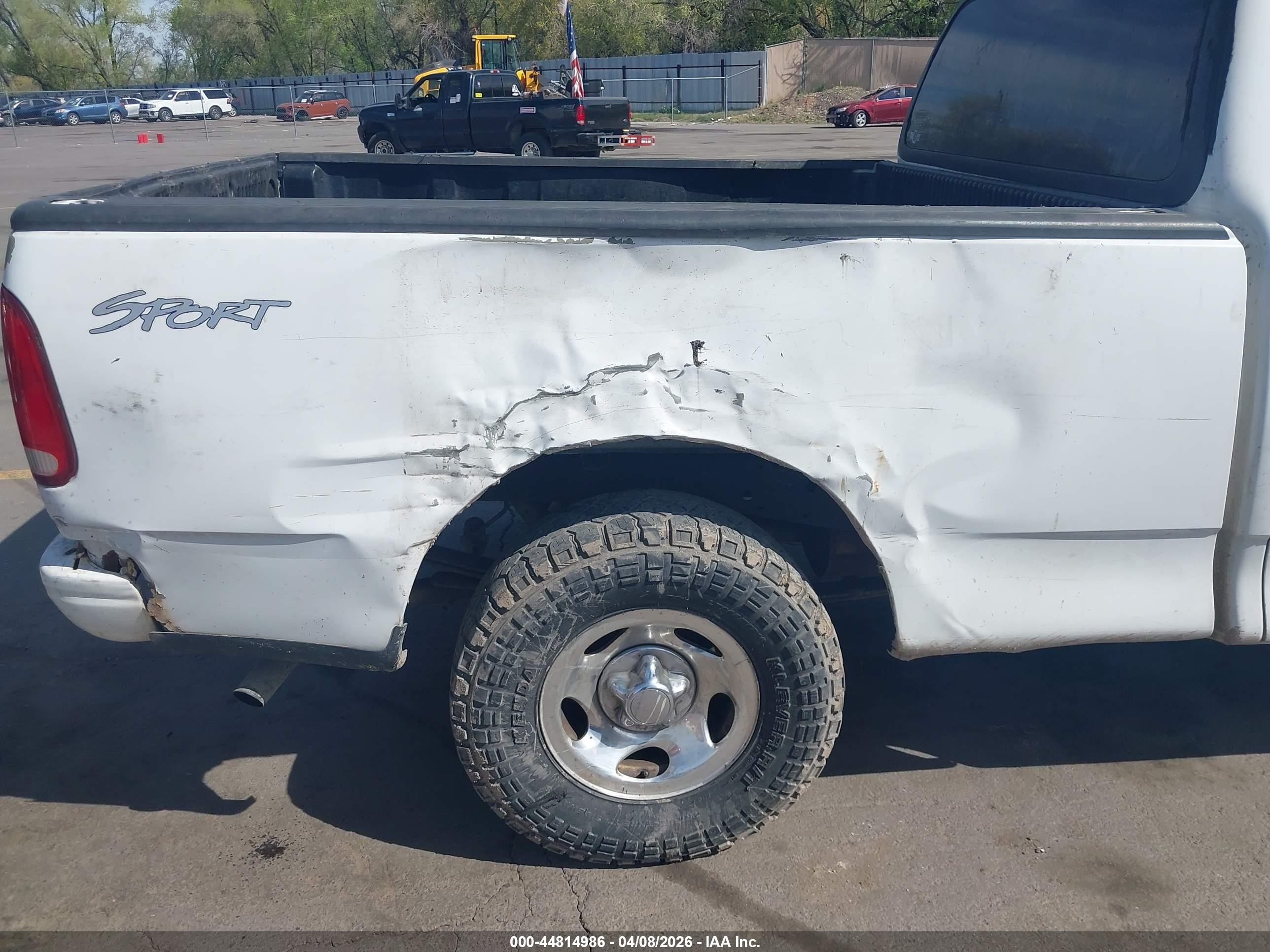 2002 Ford F-150 Xl/xlt White vin: 1FTRF17252NA54046