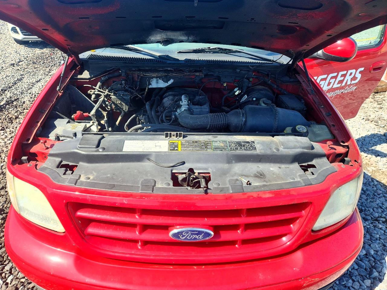 2003 Ford F150 Red vin: 1FTRF17253NB43312
