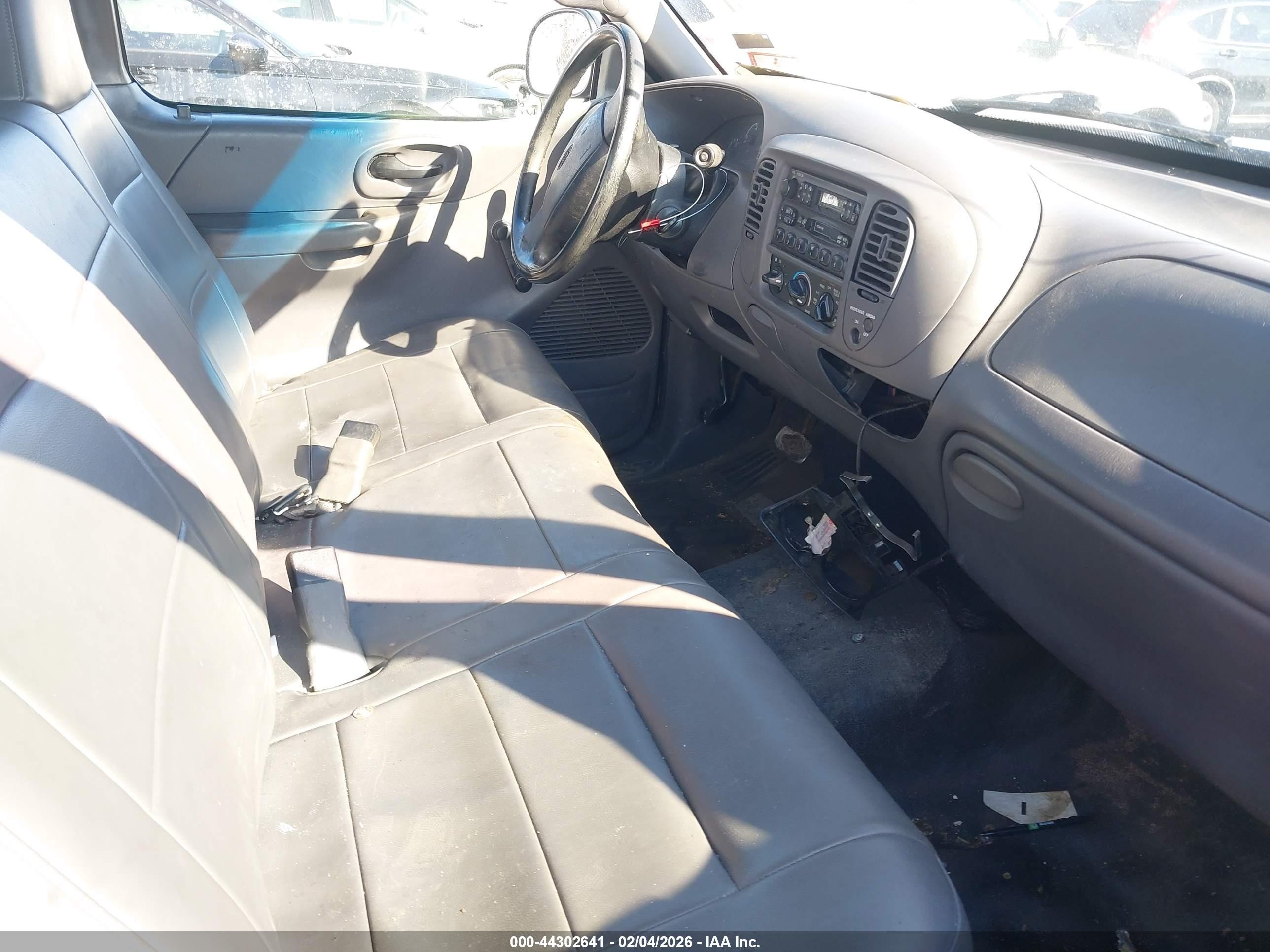 2002 Ford F-150 Xl/xlt Green vin: 1FTRF17272NB00086