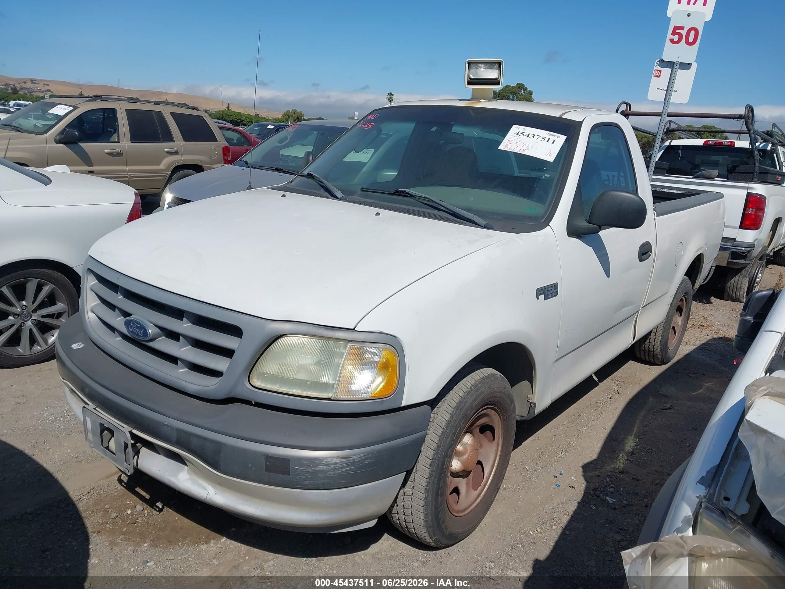 2002 Ford F-150 Xl/xlt White vin: 1FTRF17272NB06387