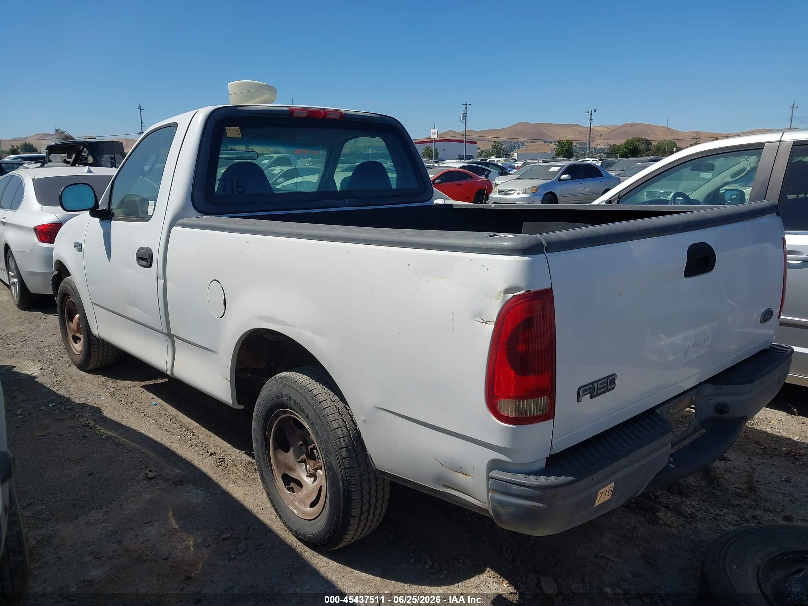 2002 Ford F-150 Xl/xlt White vin: 1FTRF17272NB06387