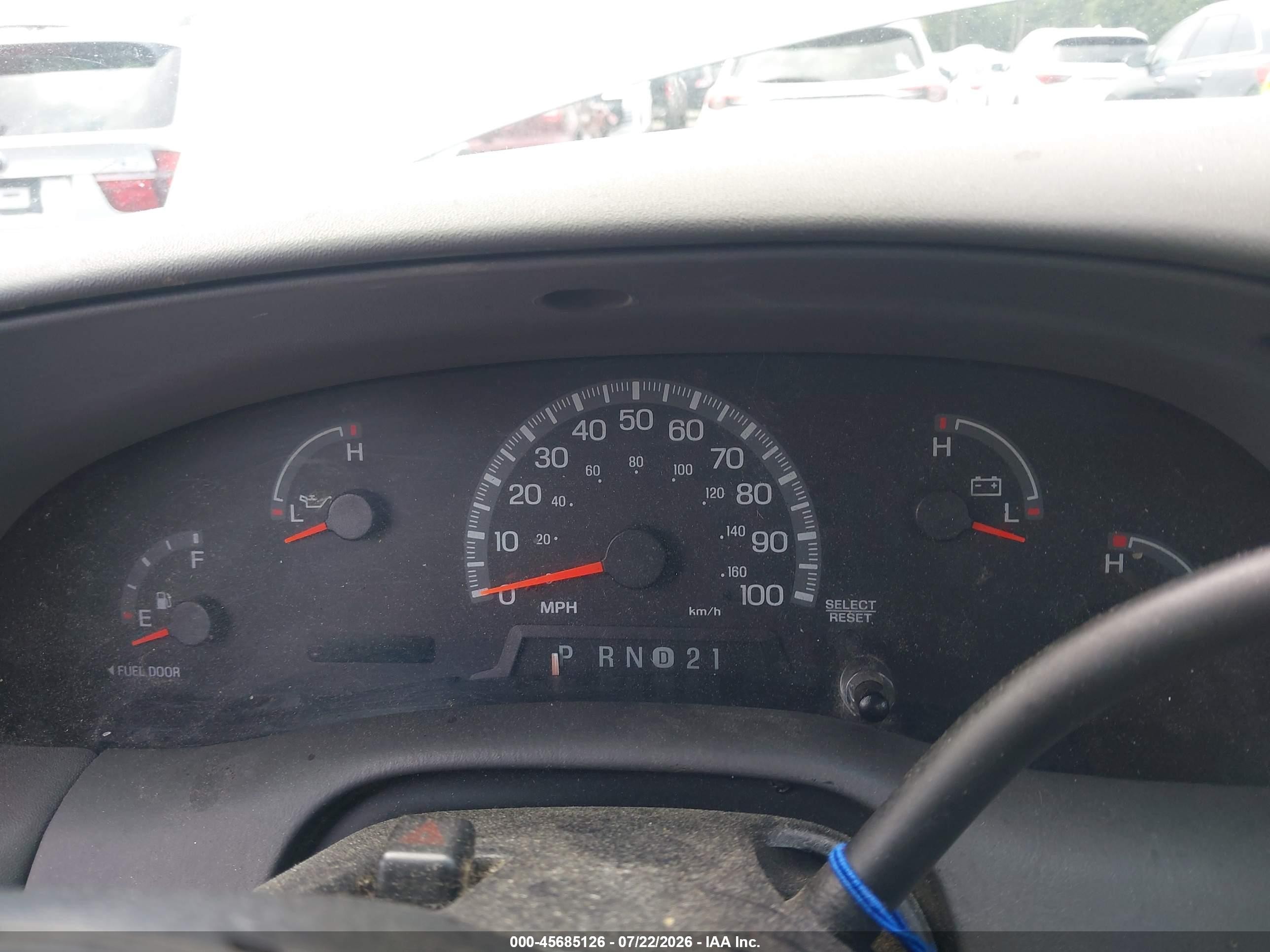 2002 Ford F-150 Xl/xlt Серебряный vin: 1FTRF17282NA19226