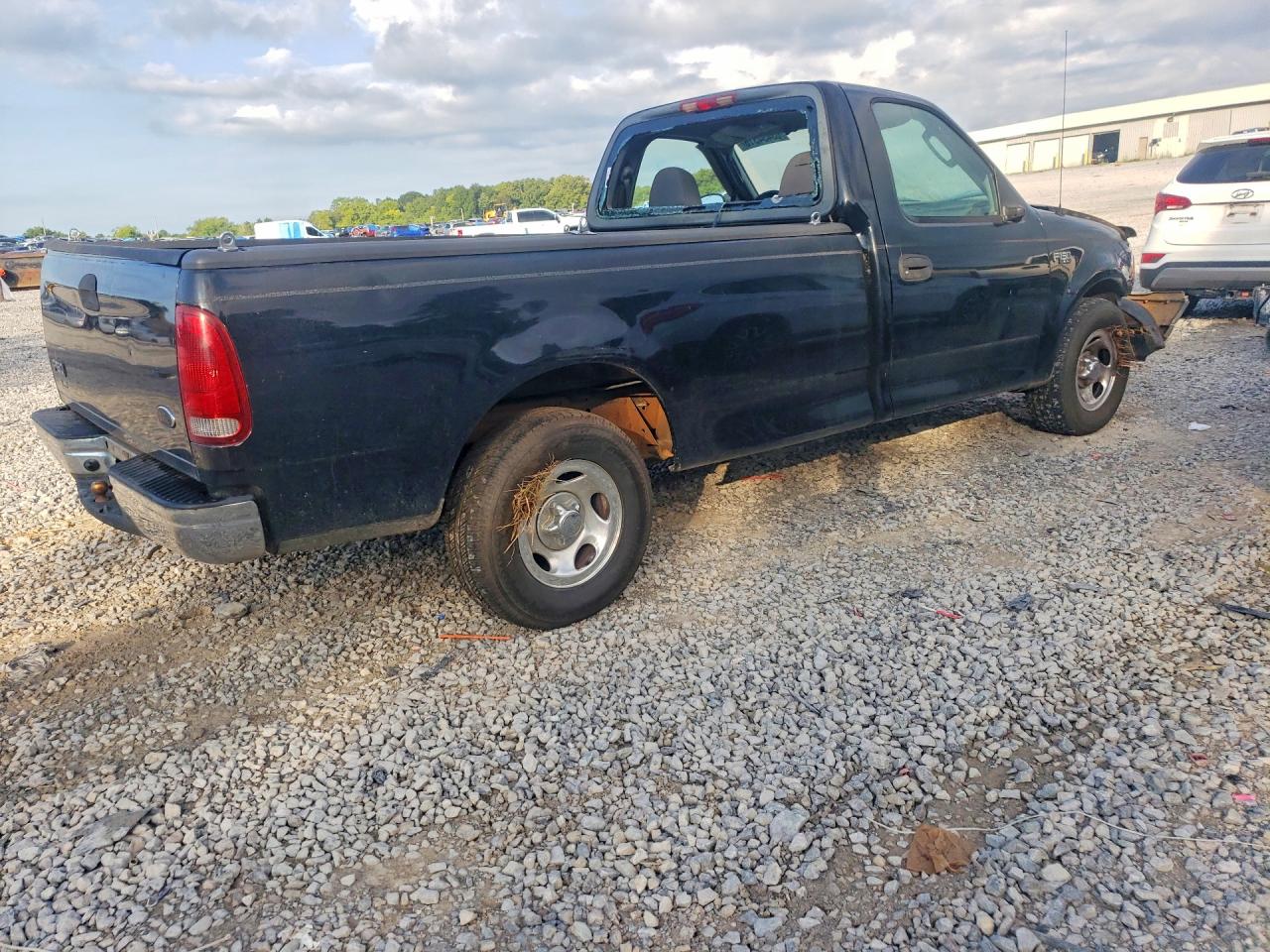 2003 Ford F150 Черный vin: 1FTRF17283NB80127