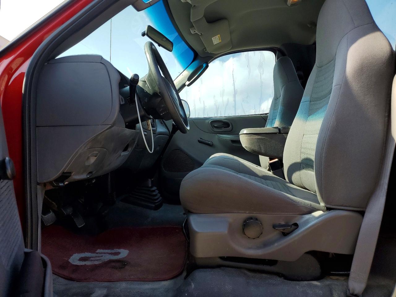 2003 Ford F150 Red vin: 1FTRF17293NA72440