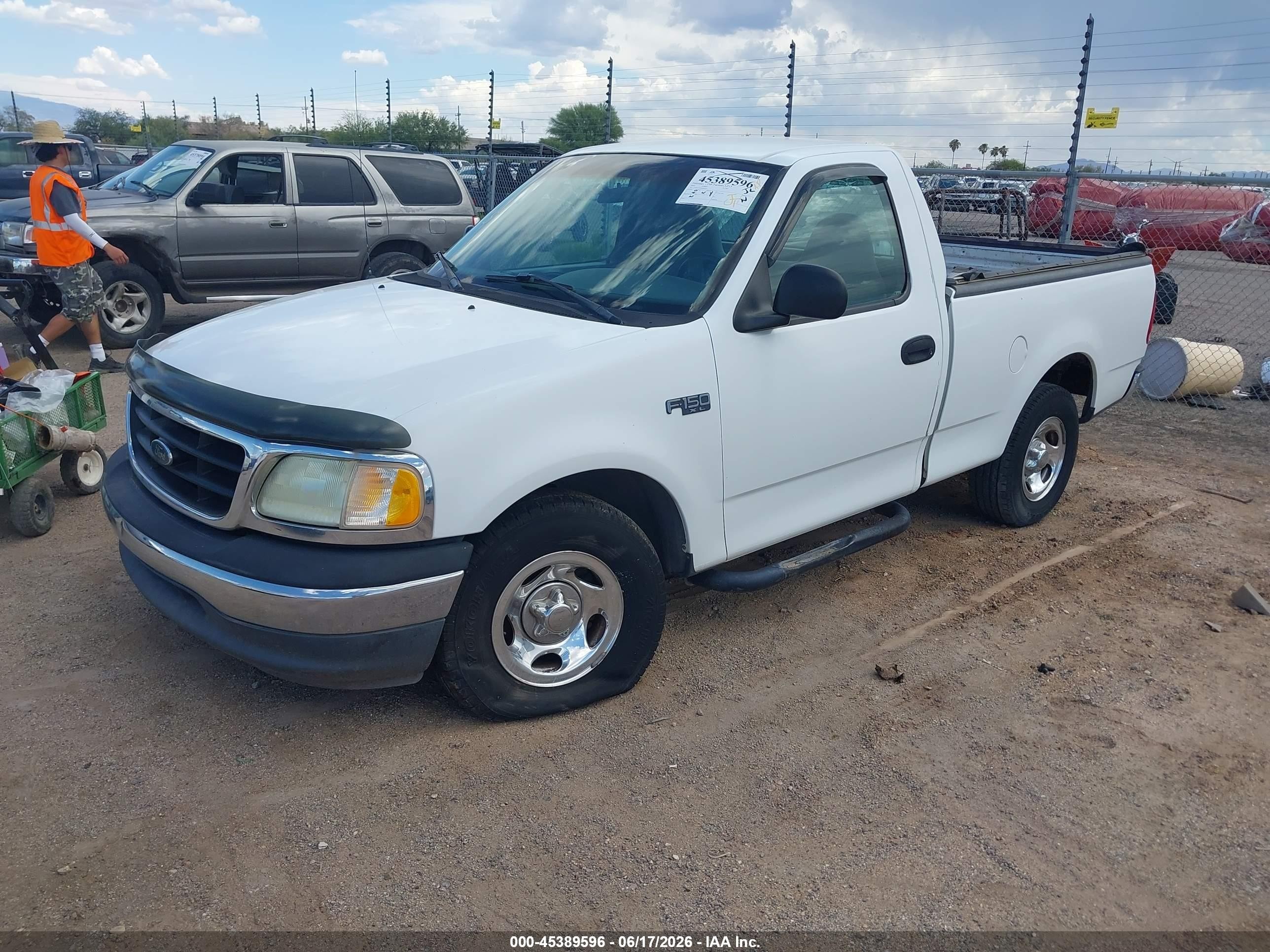 2003 Ford F-150 Xl/xlt Белый vin: 1FTRF17293NB45533