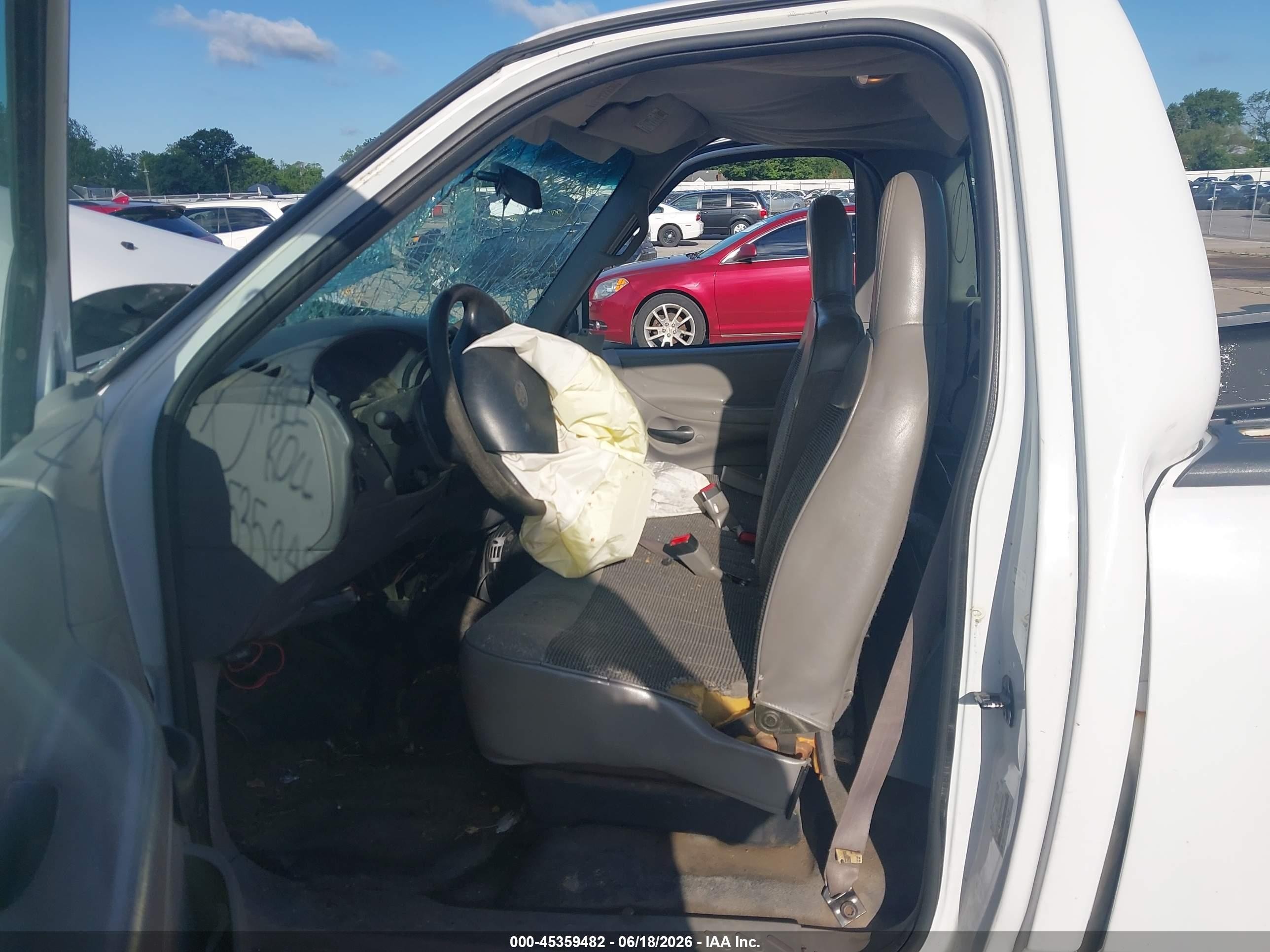 1998 Ford F-150 Lariat/standard/xl/xlt White vin: 1FTRF17L2WNB73476