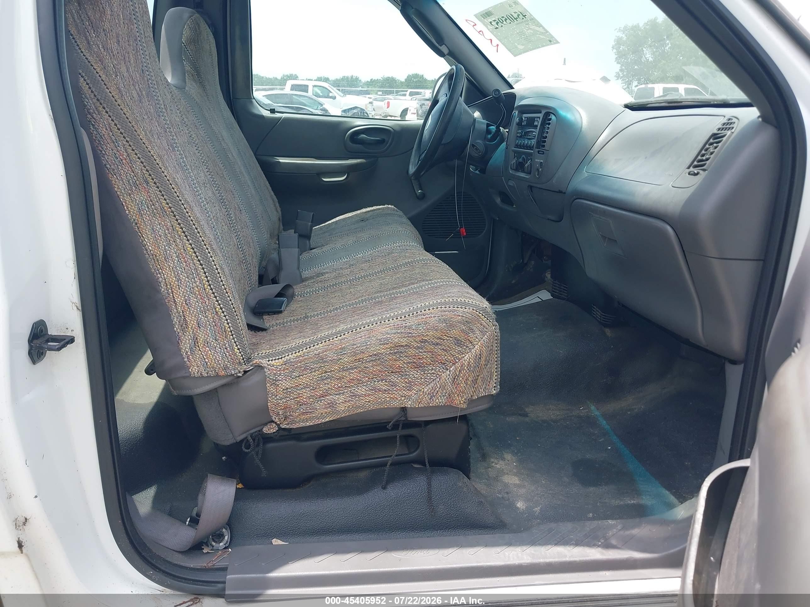 2003 Ford F-150 Xl/xlt Белый vin: 1FTRF17W23NB36871