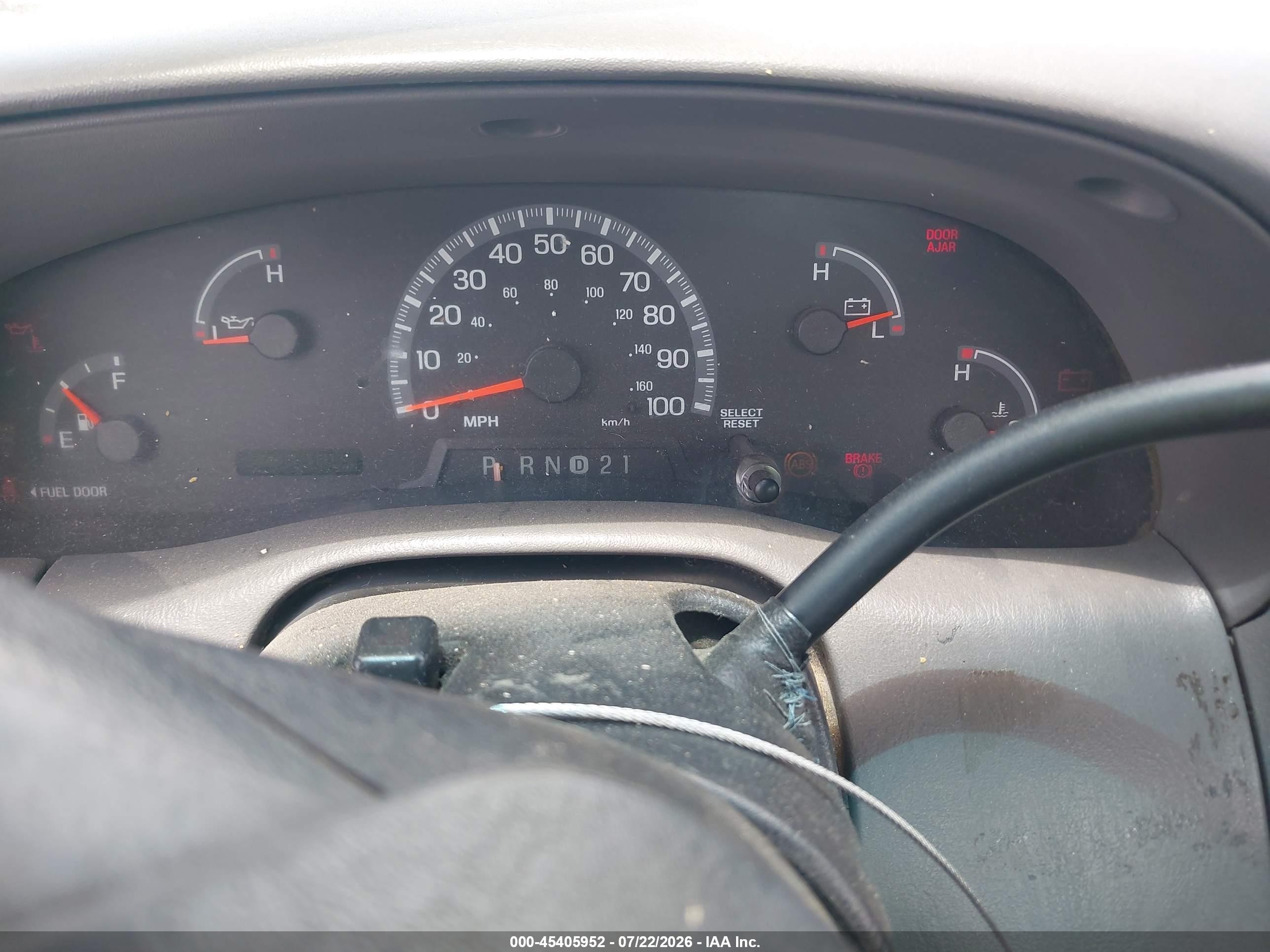 2003 Ford F-150 Xl/xlt Белый vin: 1FTRF17W23NB36871
