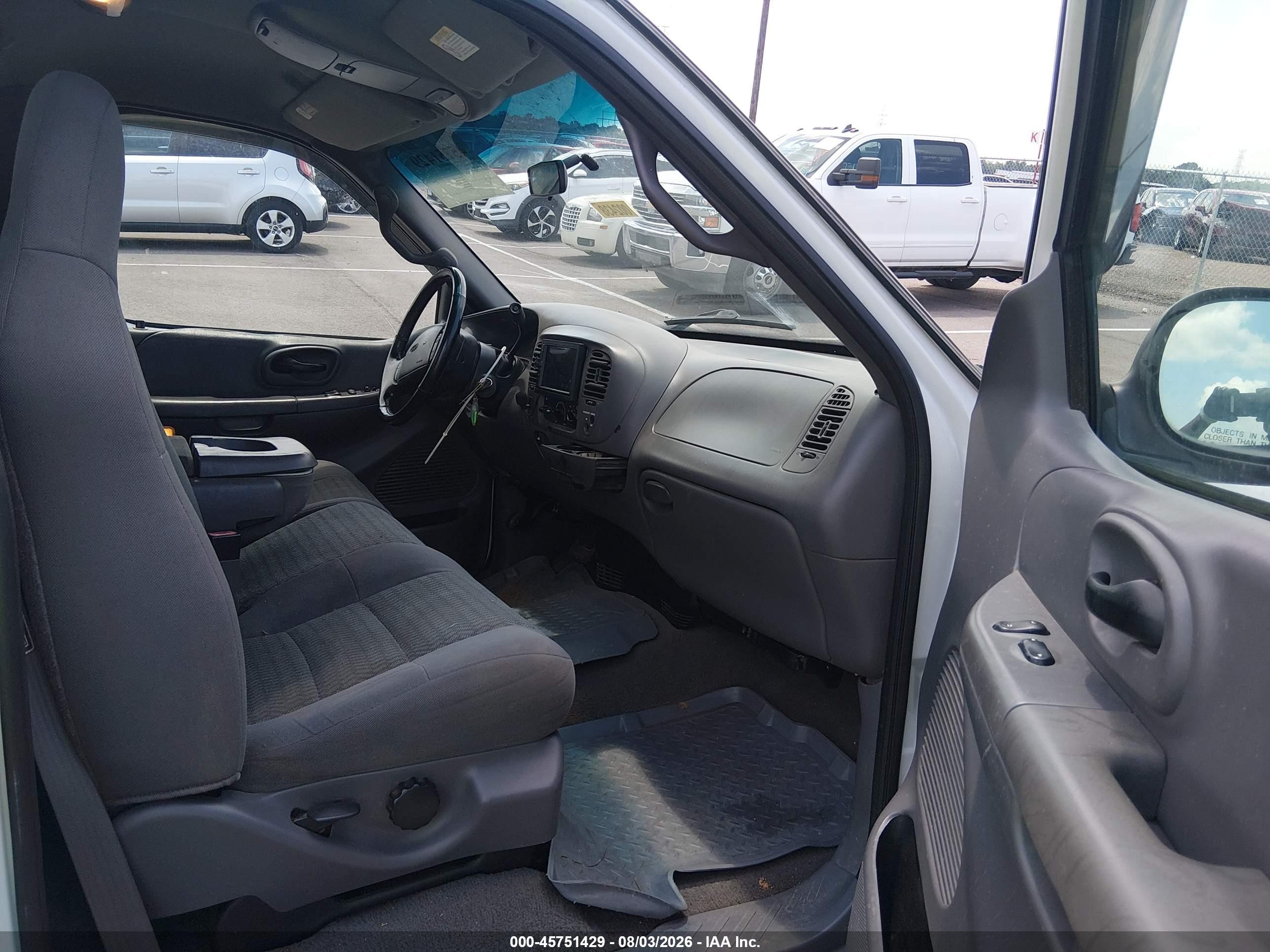 2002 Ford F-150 Xl/xlt White vin: 1FTRF17W52NA13323