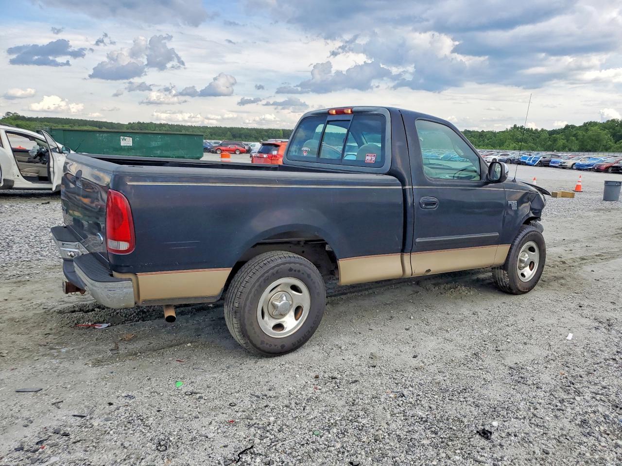 2000 Ford F150 Black vin: 1FTRF17W6YNA22377