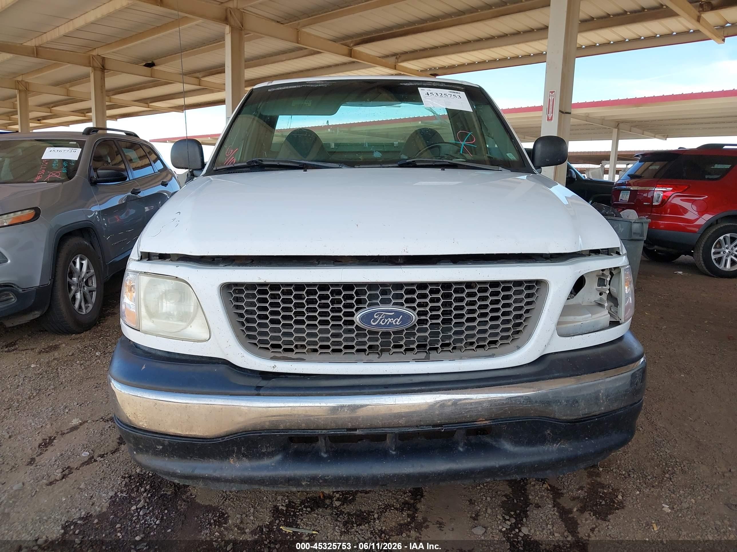 2000 Ford F-150 Work Series/xl/xlt White vin: 1FTRF17W8YKA13827