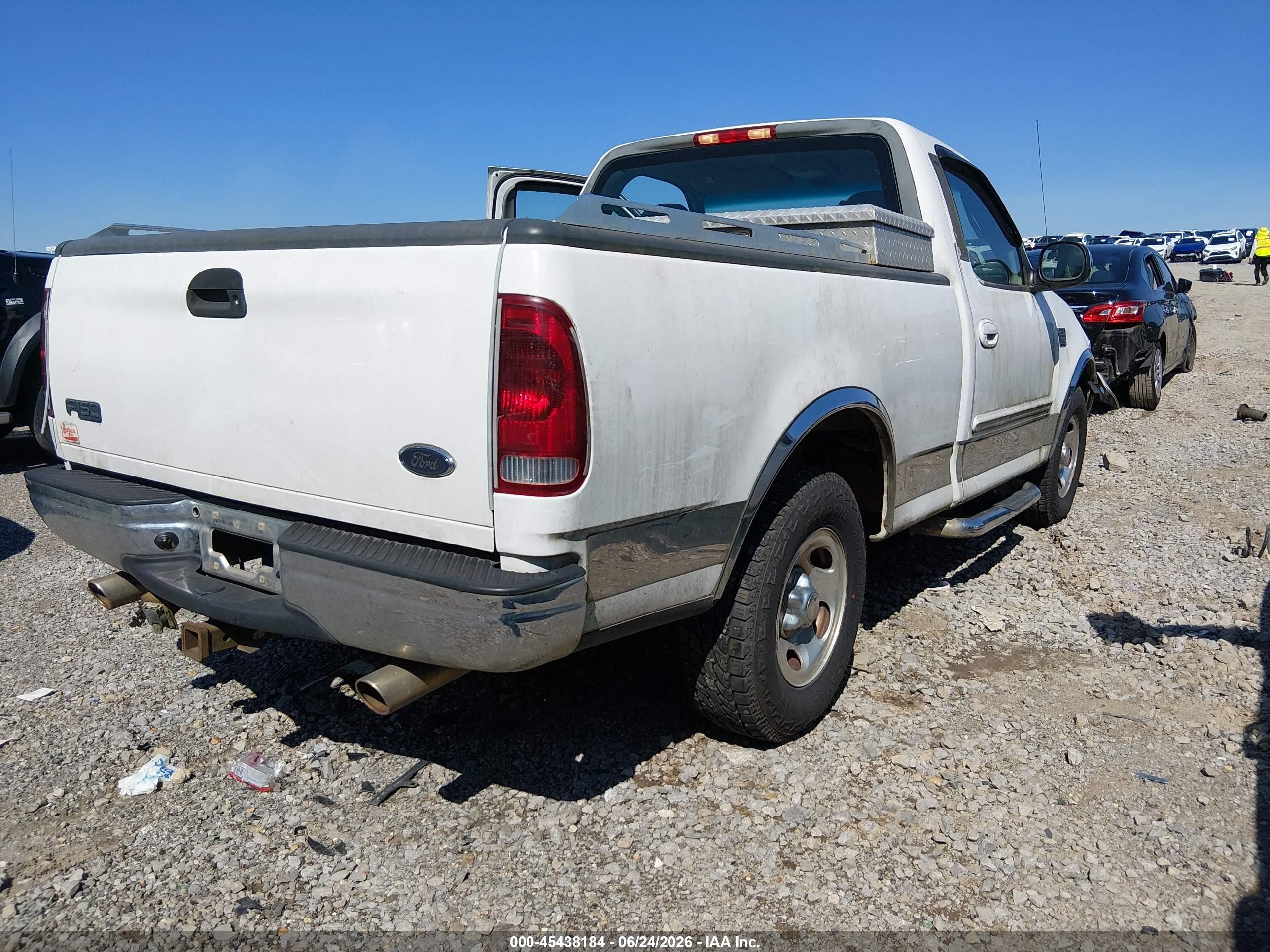 2002 Ford F-150 Xl/xlt White vin: 1FTRF17W92NA29038