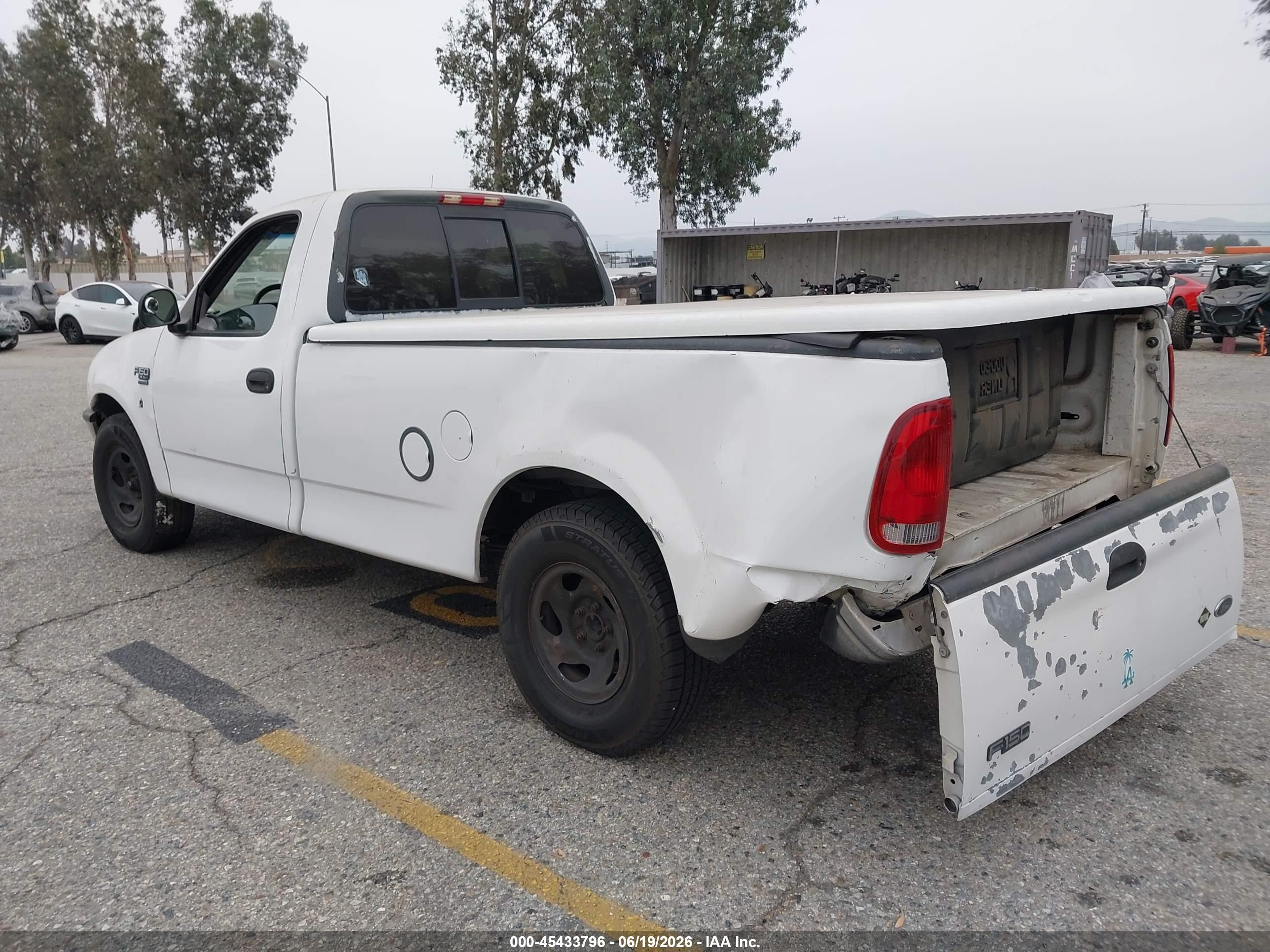 1999 Ford F-150 Lariat/work Series/xl/xlt White vin: 1FTRF17Z1XKC02781