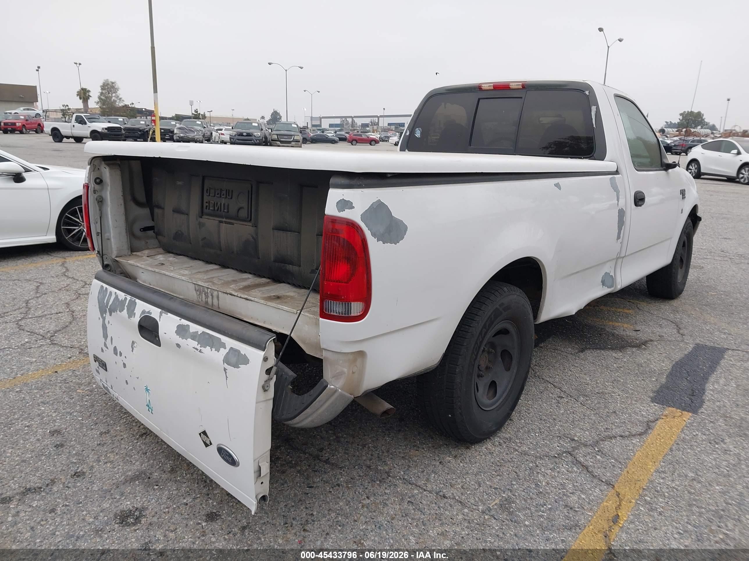 1999 Ford F-150 Lariat/work Series/xl/xlt White vin: 1FTRF17Z1XKC02781