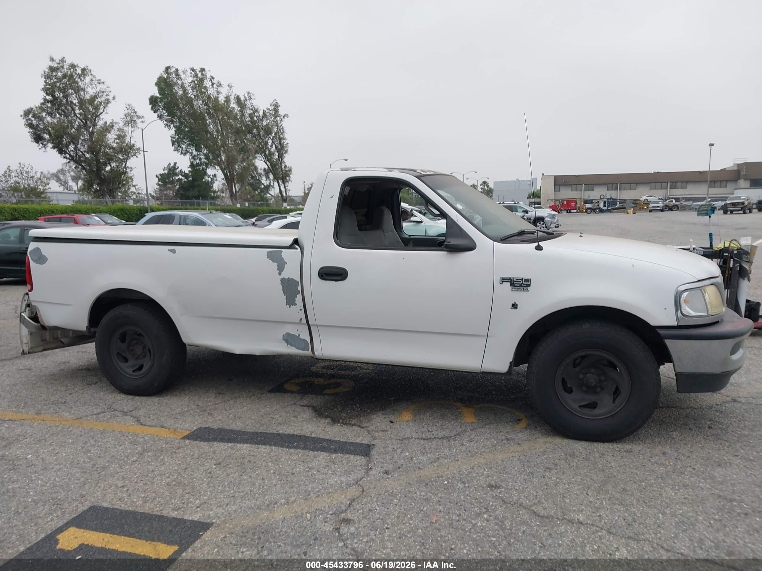 1999 Ford F-150 Lariat/work Series/xl/xlt White vin: 1FTRF17Z1XKC02781