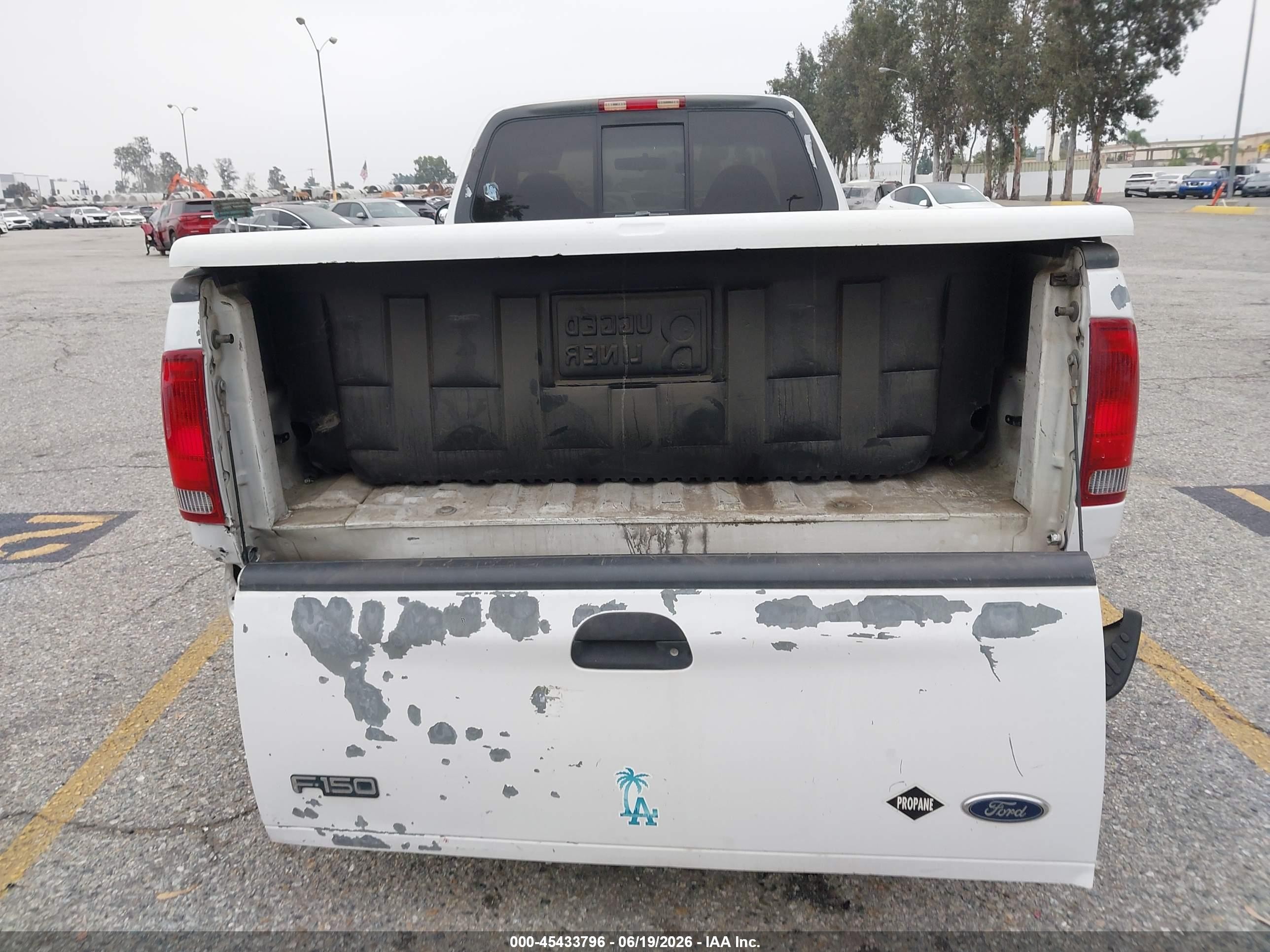 1999 Ford F-150 Lariat/work Series/xl/xlt White vin: 1FTRF17Z1XKC02781