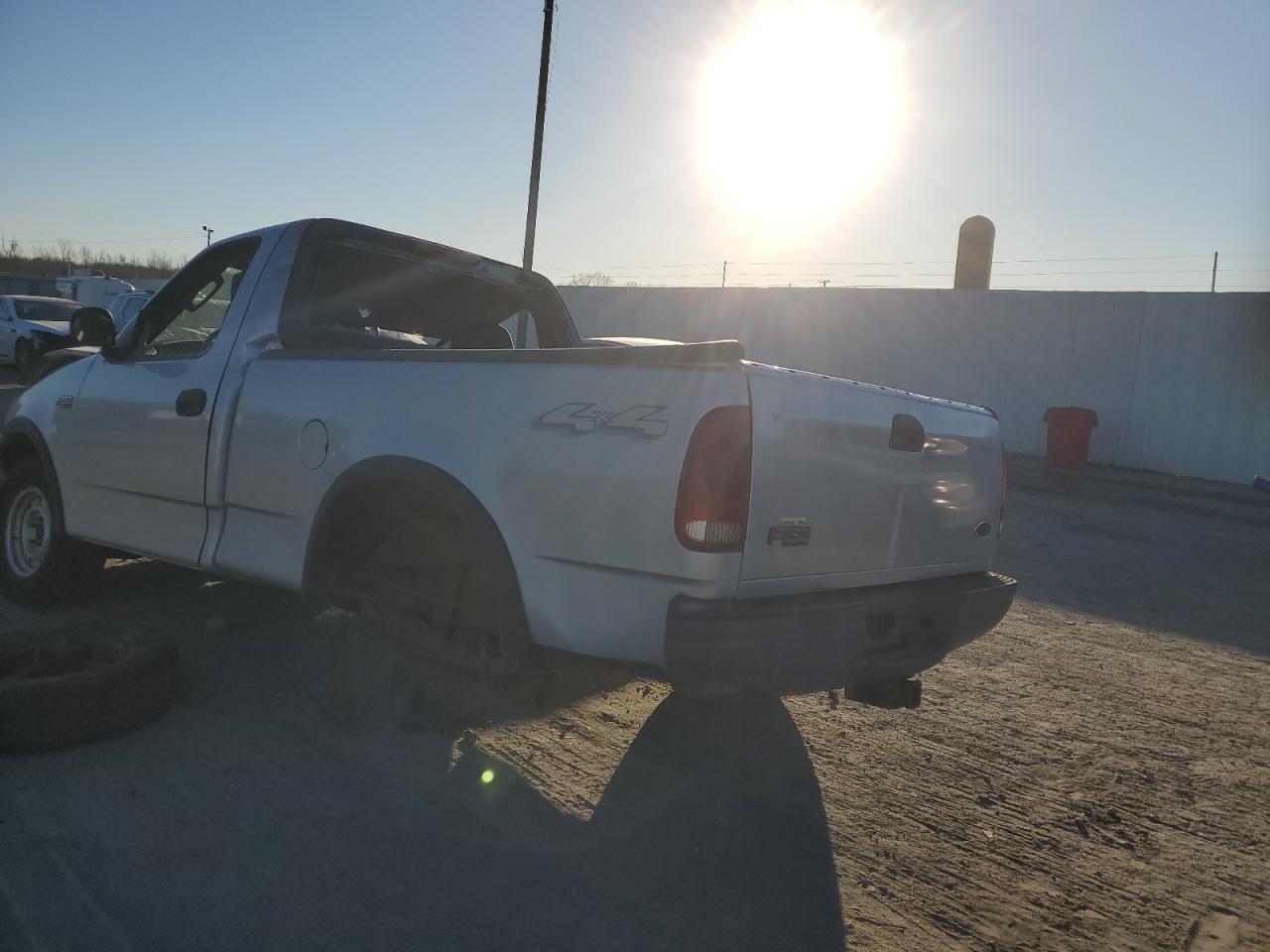2003 Ford F150 Silver vin: 1FTRF18233NA90611