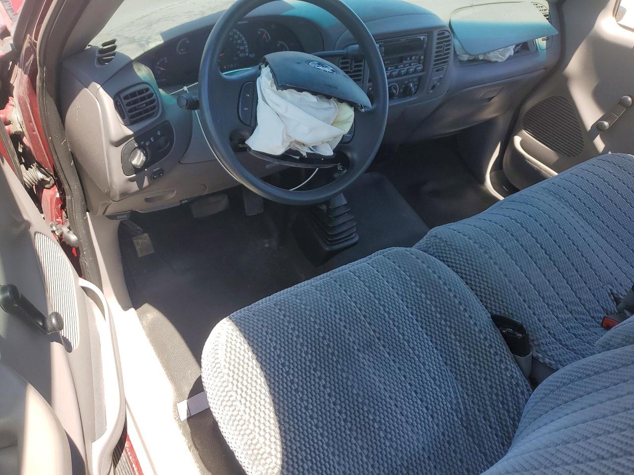 2003 Ford F150 Red vin: 1FTRF18243NA17361