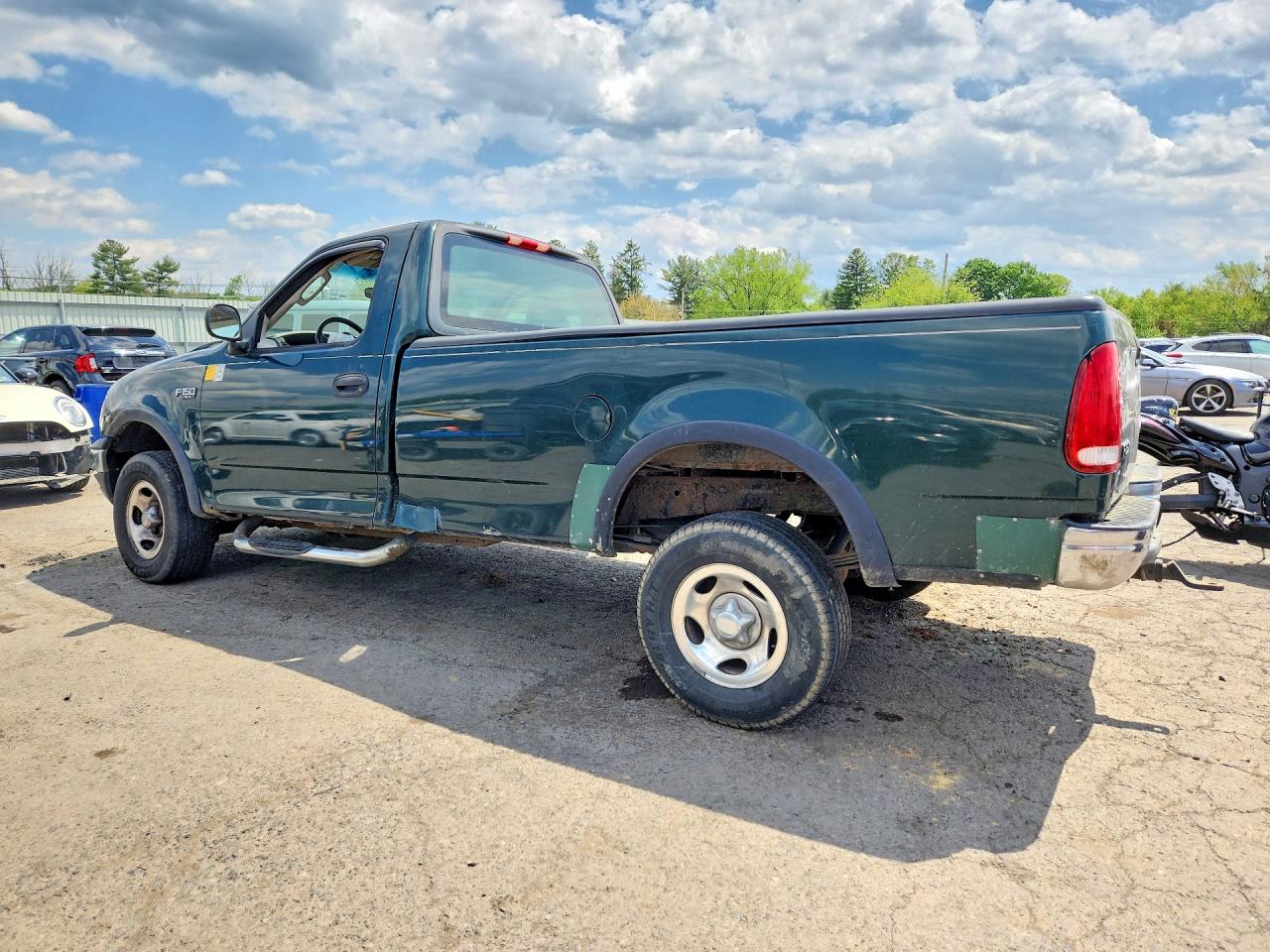 2002 Ford F150 Black vin: 1FTRF18272NB31188