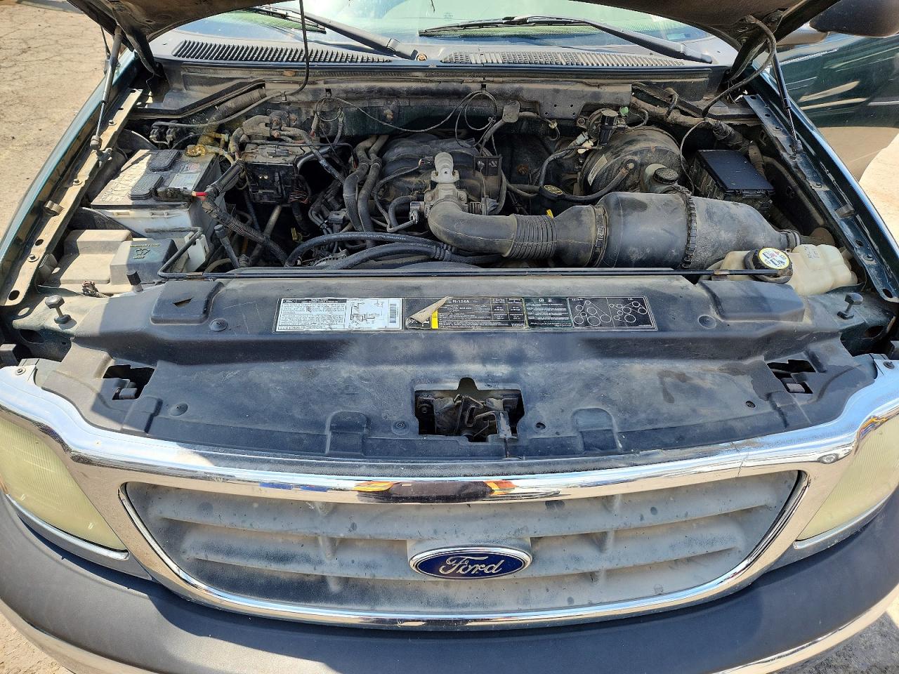 2002 Ford F150 Black vin: 1FTRF18272NB31188