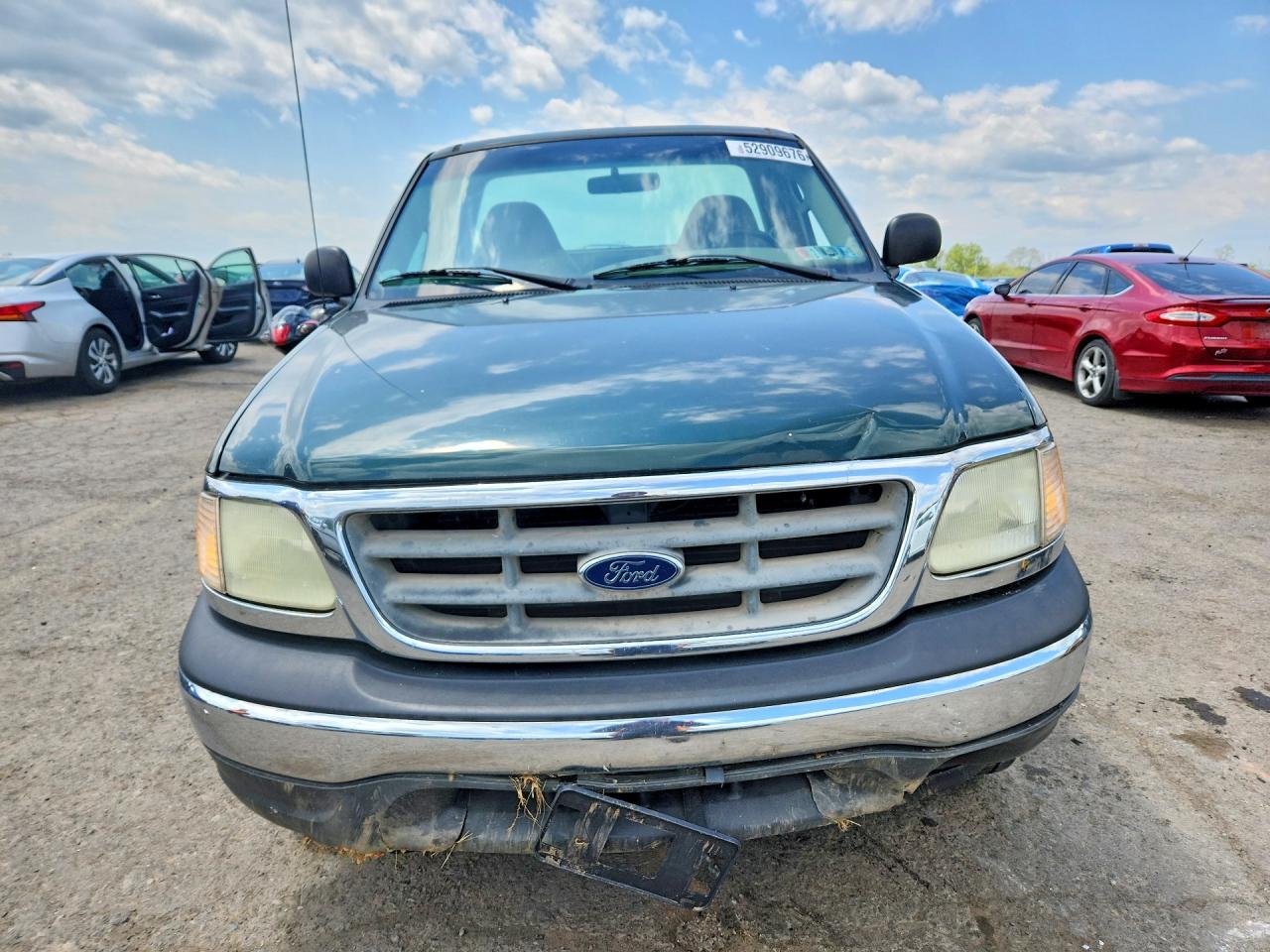 2002 Ford F150 Black vin: 1FTRF18272NB31188