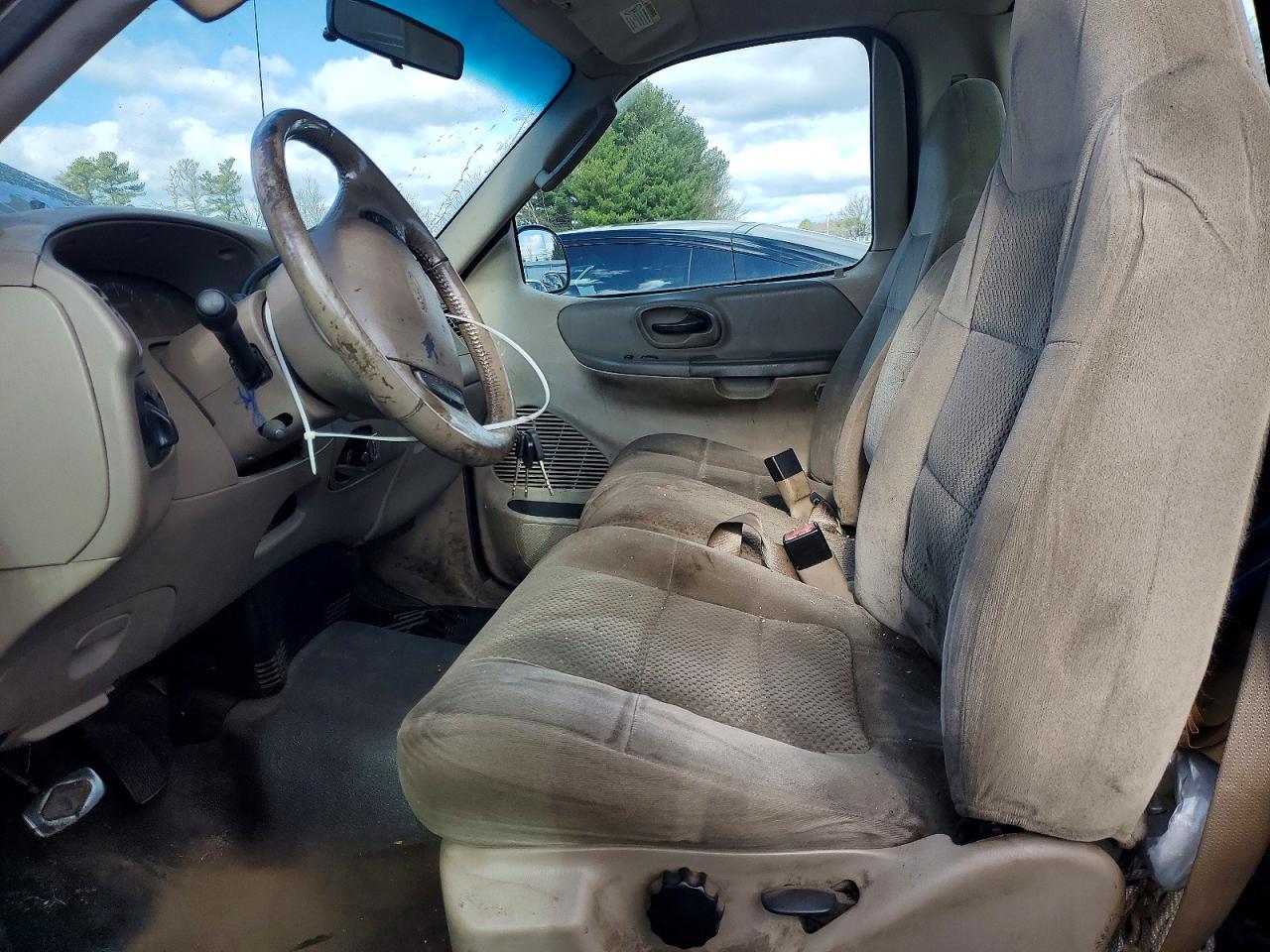 2002 Ford F150 Зеленый vin: 1FTRF18W02NB25297