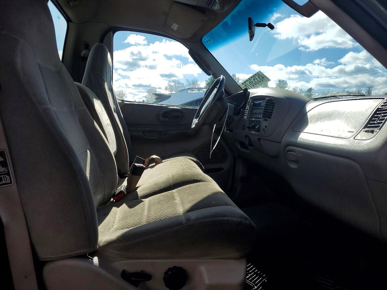 2002 Ford F150 Зеленый vin: 1FTRF18W02NB25297