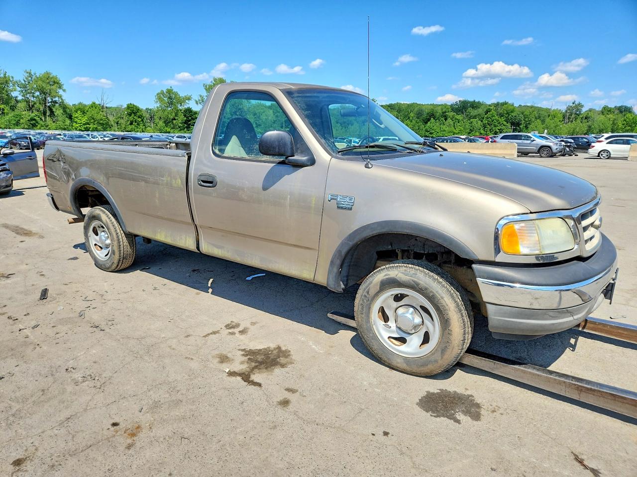 2003 Ford F150 Pickup Gold vin: 1FTRF18W43NB82135