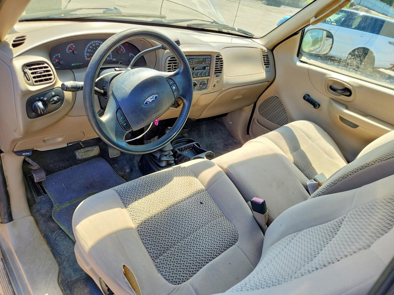 2003 Ford F150 Pickup Gold vin: 1FTRF18W43NB82135