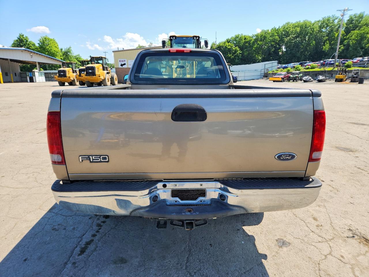 2003 Ford F150 Pickup Gold vin: 1FTRF18W43NB82135