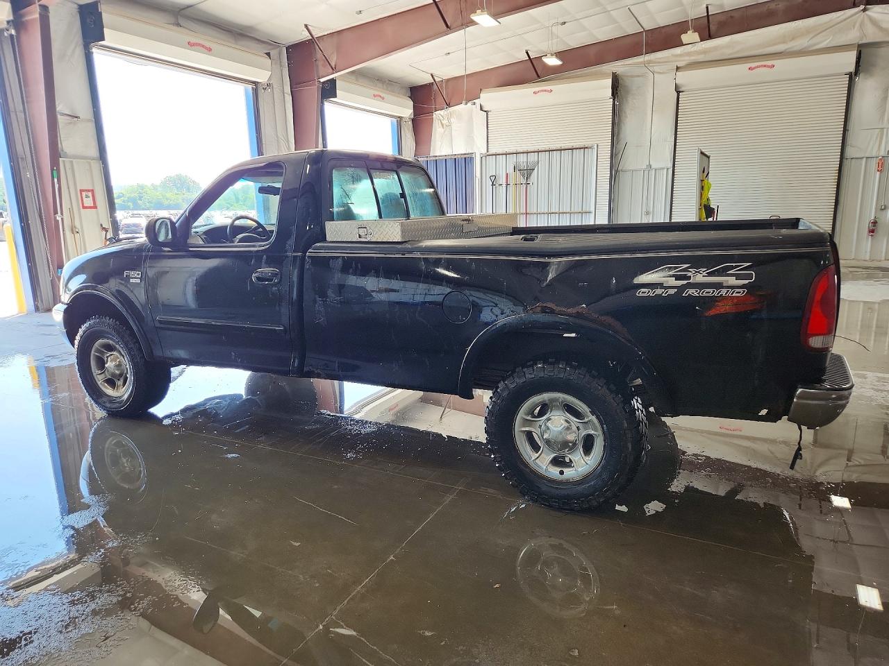 1999 Ford F150 Black vin: 1FTRF18W9XNA63941