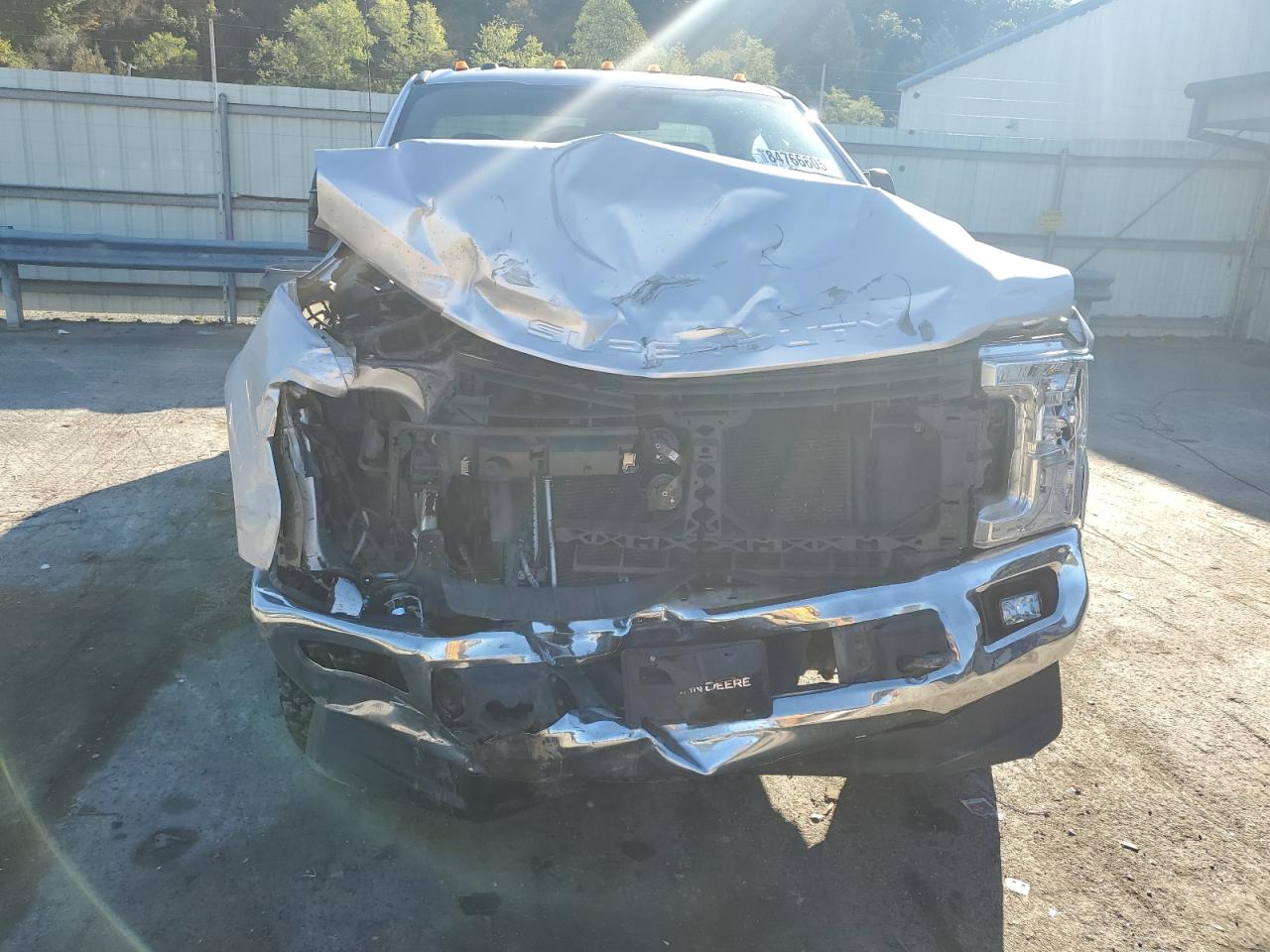 2018 Ford F350 Super Duty Серебряный vin: 1FTRF3B66JEB06420