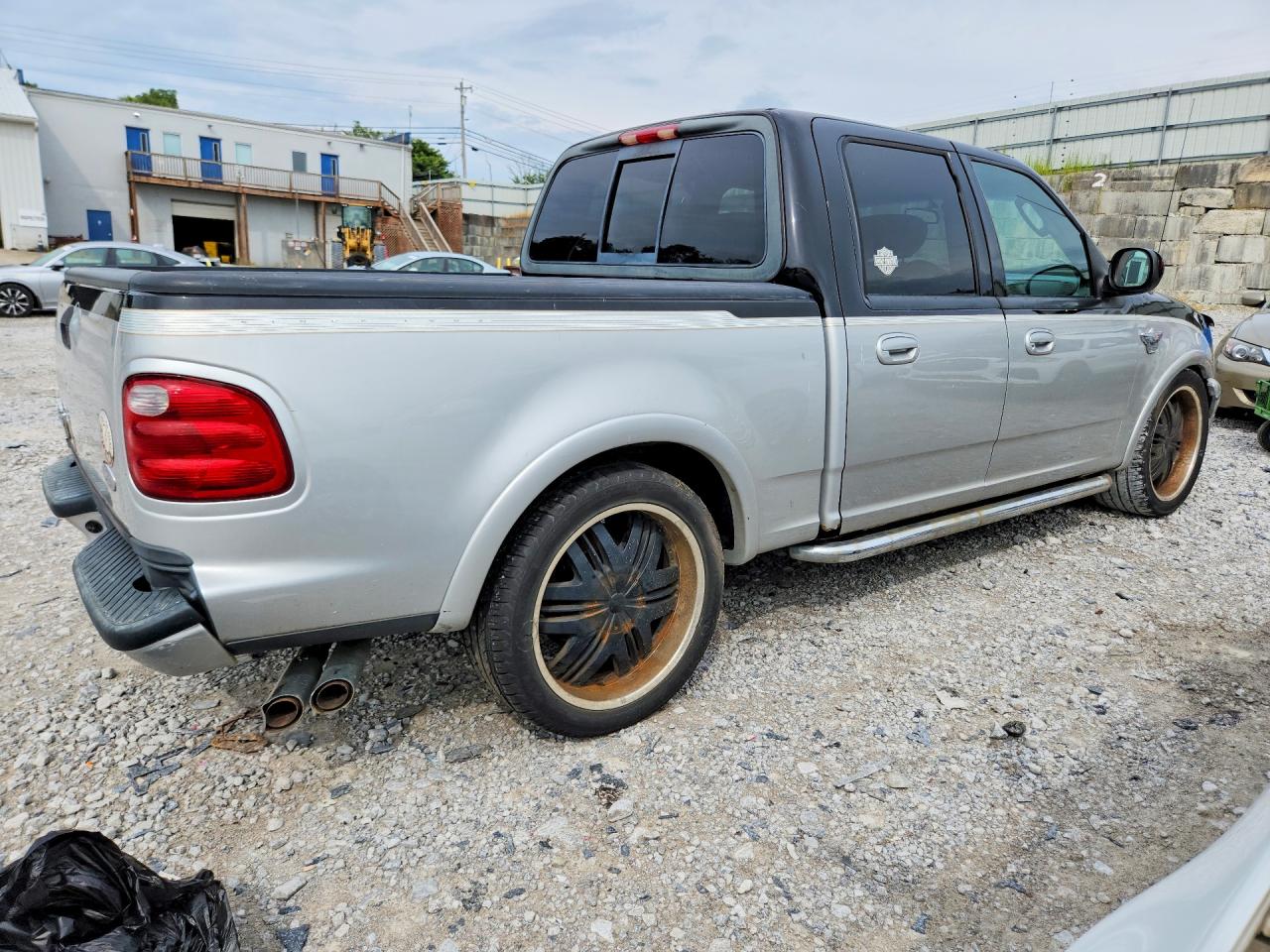2003 Ford F150 Supercrew Harley Davidson Two Tone vin: 1FTRW07363KB73133