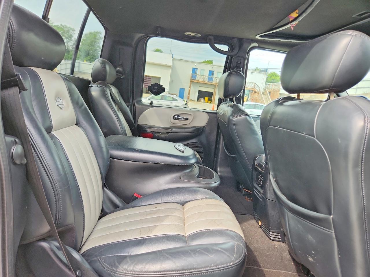 2003 Ford F150 Supercrew Harley Davidson Two Tone vin: 1FTRW07363KB73133