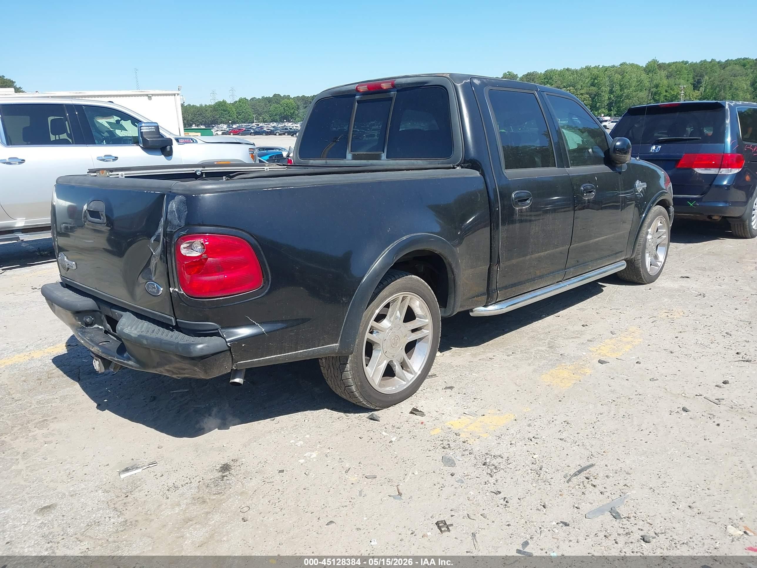 2002 Ford F-150 Lariat Черный vin: 1FTRW07372KC64894