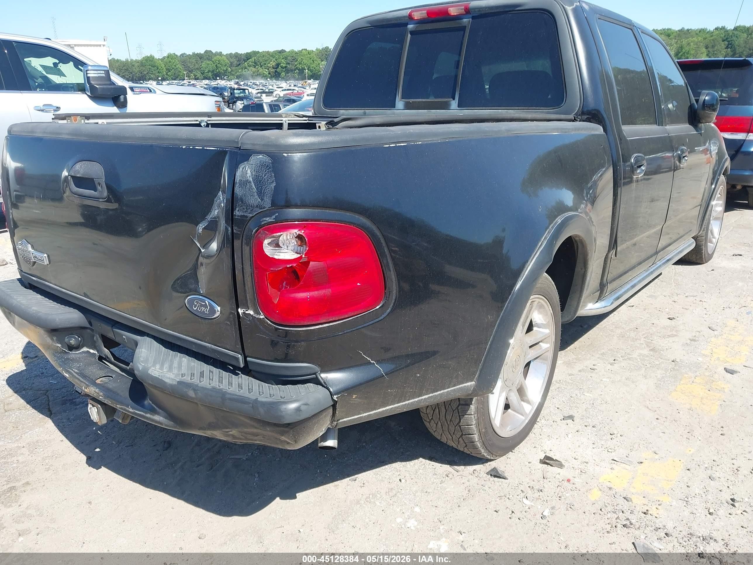 2002 Ford F-150 Lariat Черный vin: 1FTRW07372KC64894