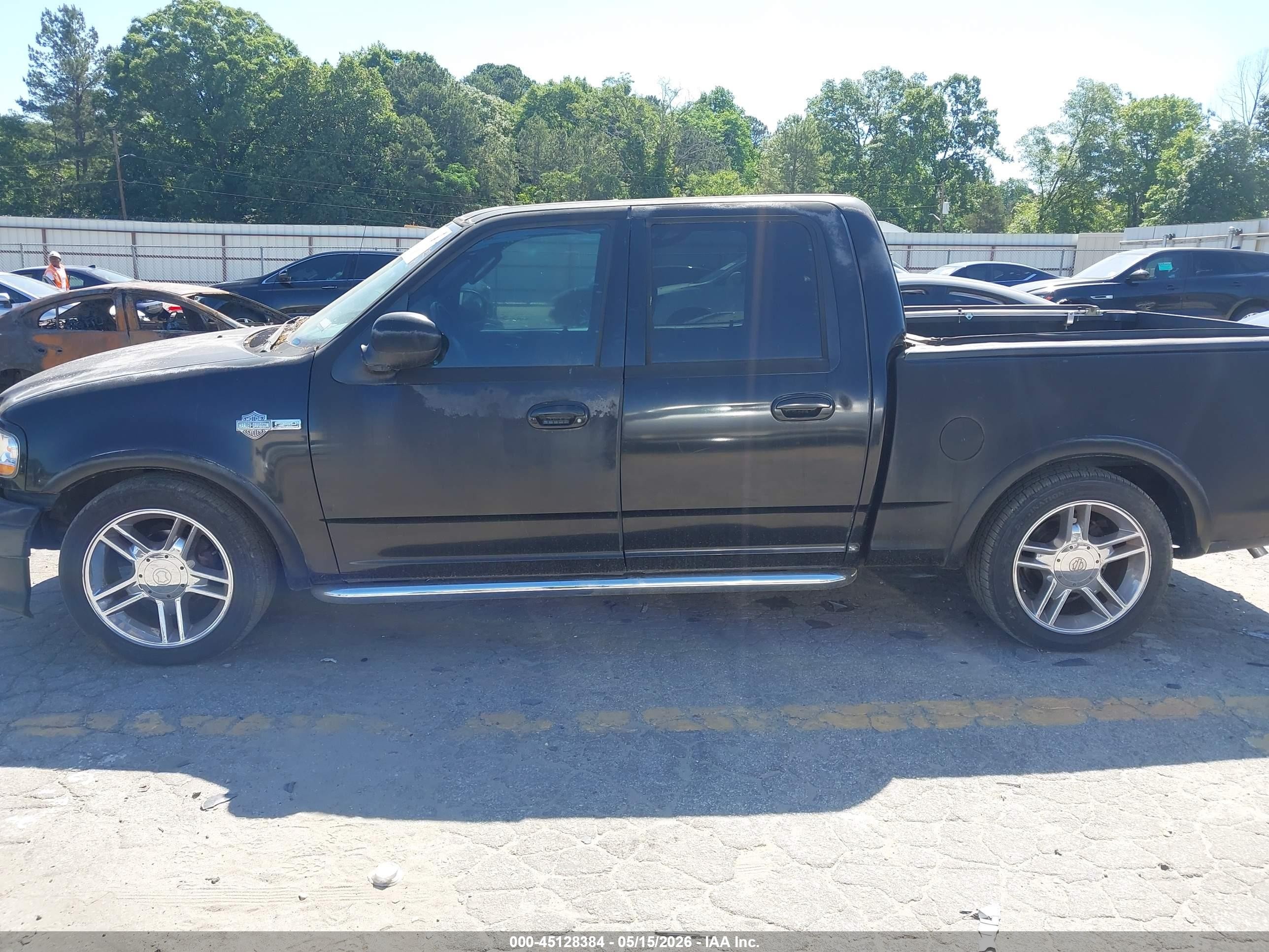 2002 Ford F-150 Lariat Черный vin: 1FTRW07372KC64894