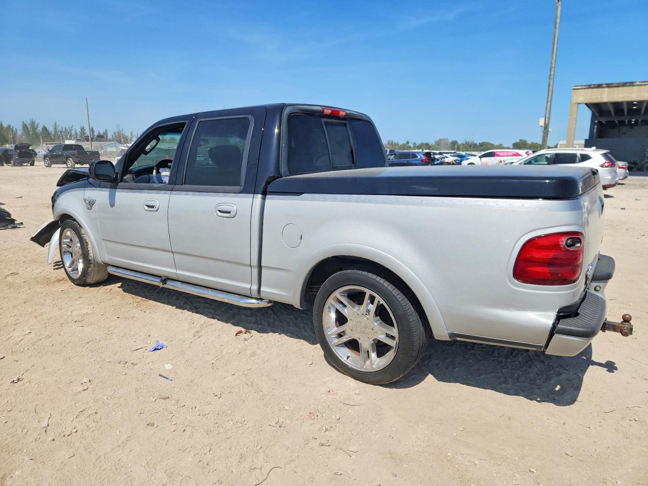 2003 Ford F150 Supercrew Harley Davidson Black vin: 1FTRW07393KB97927