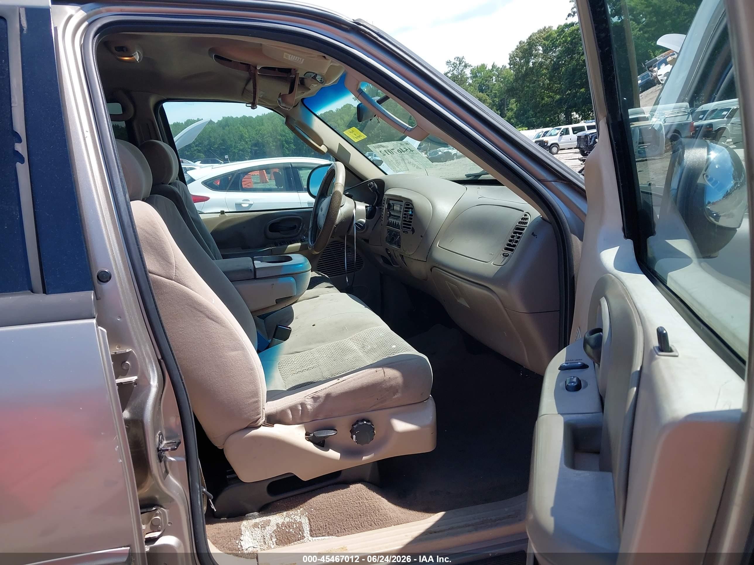 2003 Ford F-150 Lariat/xlt Gold vin: 1FTRW07603KD36241