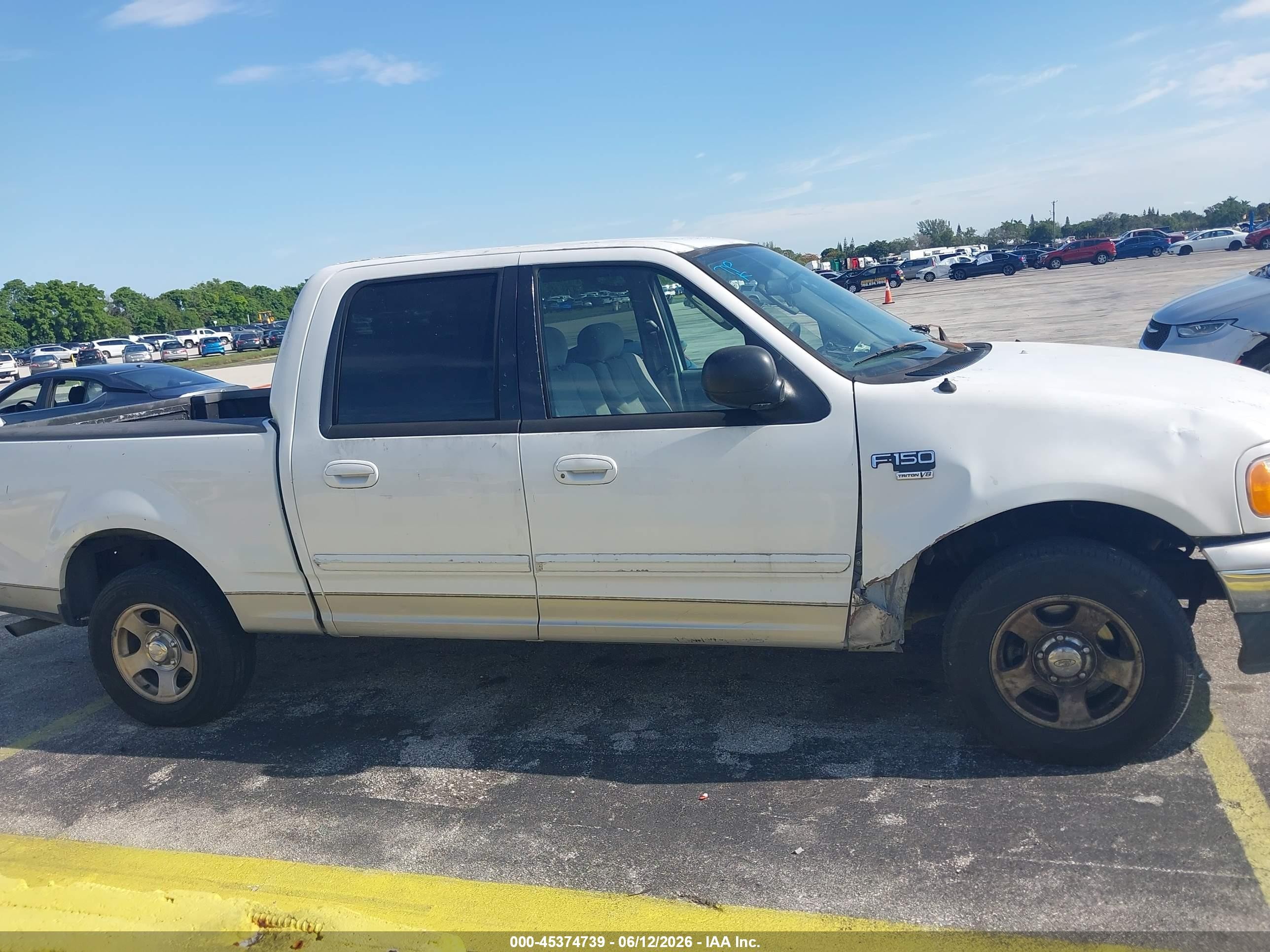2003 Ford F-150 Lariat/xlt White vin: 1FTRW07613KB17143
