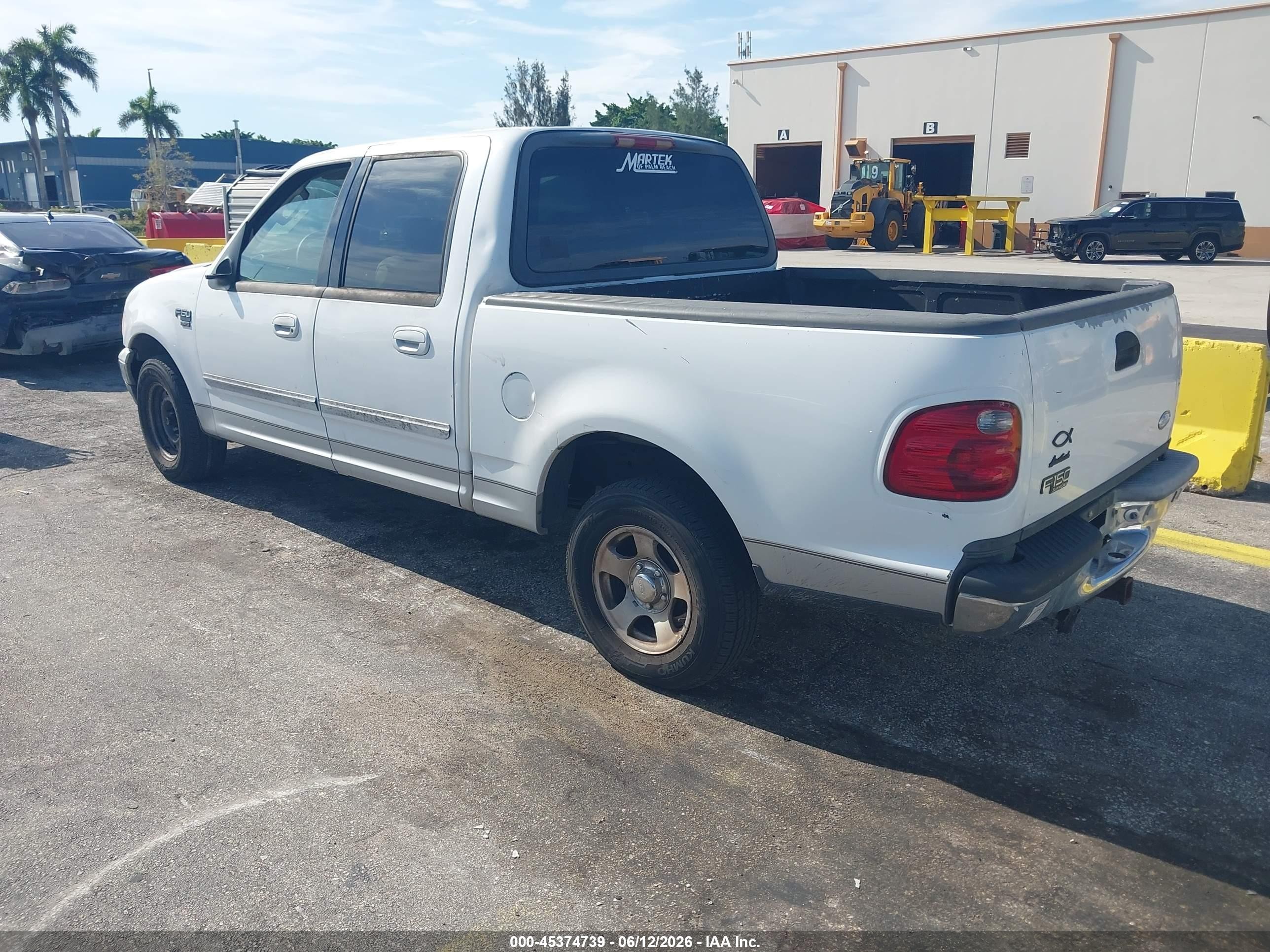 2003 Ford F-150 Lariat/xlt White vin: 1FTRW07613KB17143