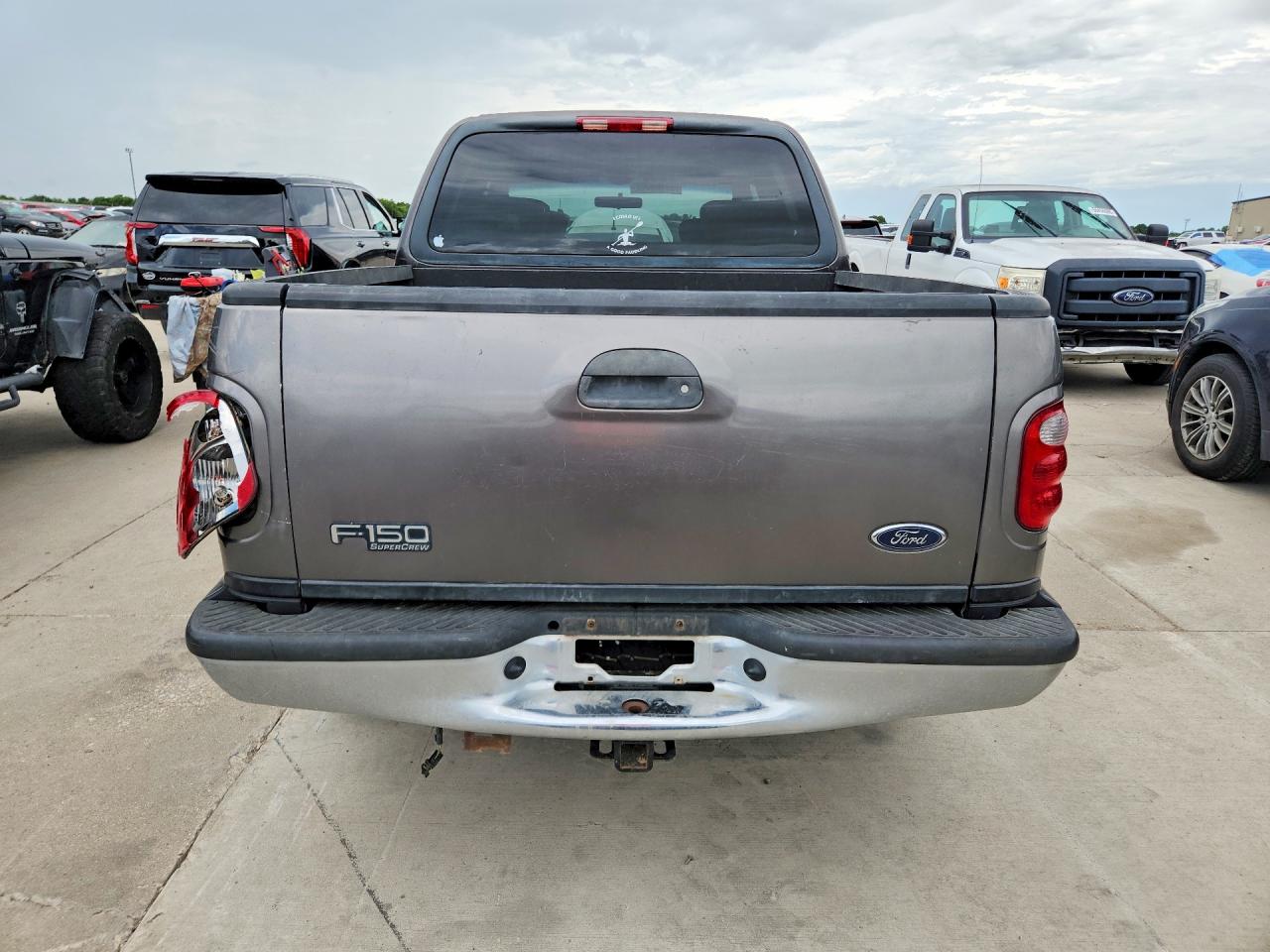 2002 Ford F150 Supercrew Gray vin: 1FTRW07622KA03313