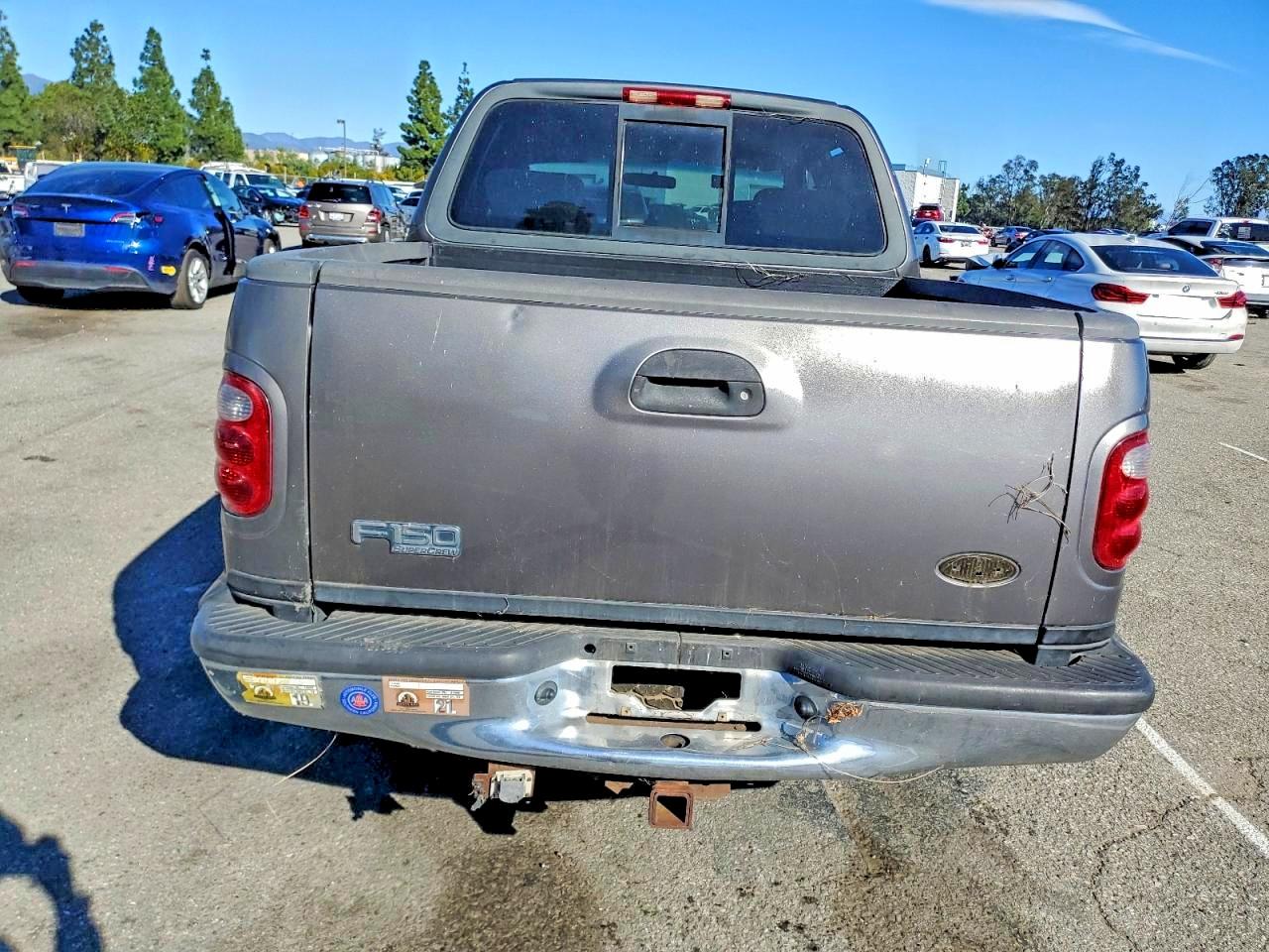 2002 Ford F150 Supercrew Gray vin: 1FTRW07632KA48762