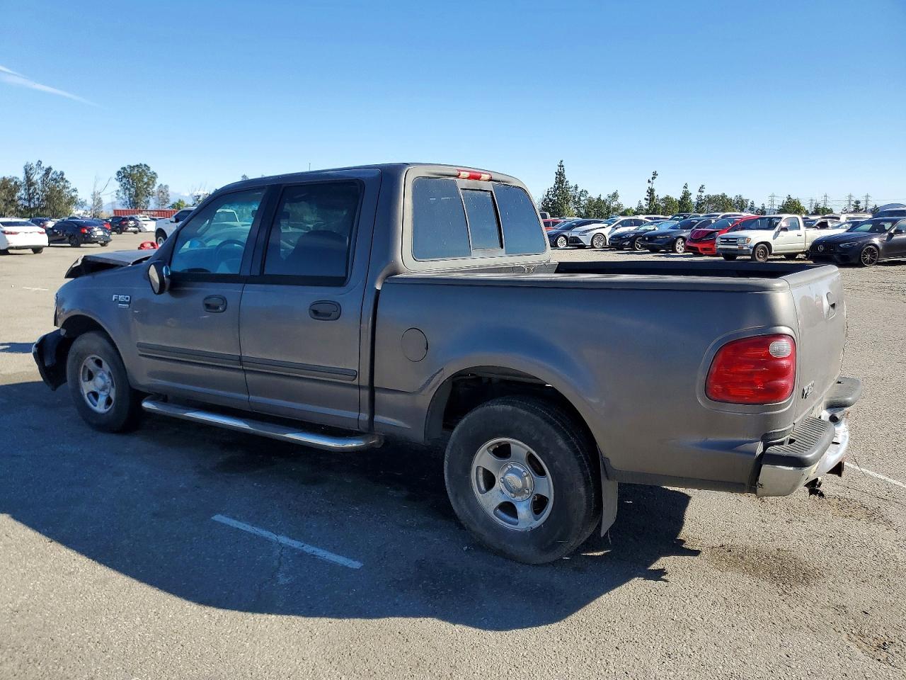 2002 Ford F150 Supercrew Gray vin: 1FTRW07632KA48762