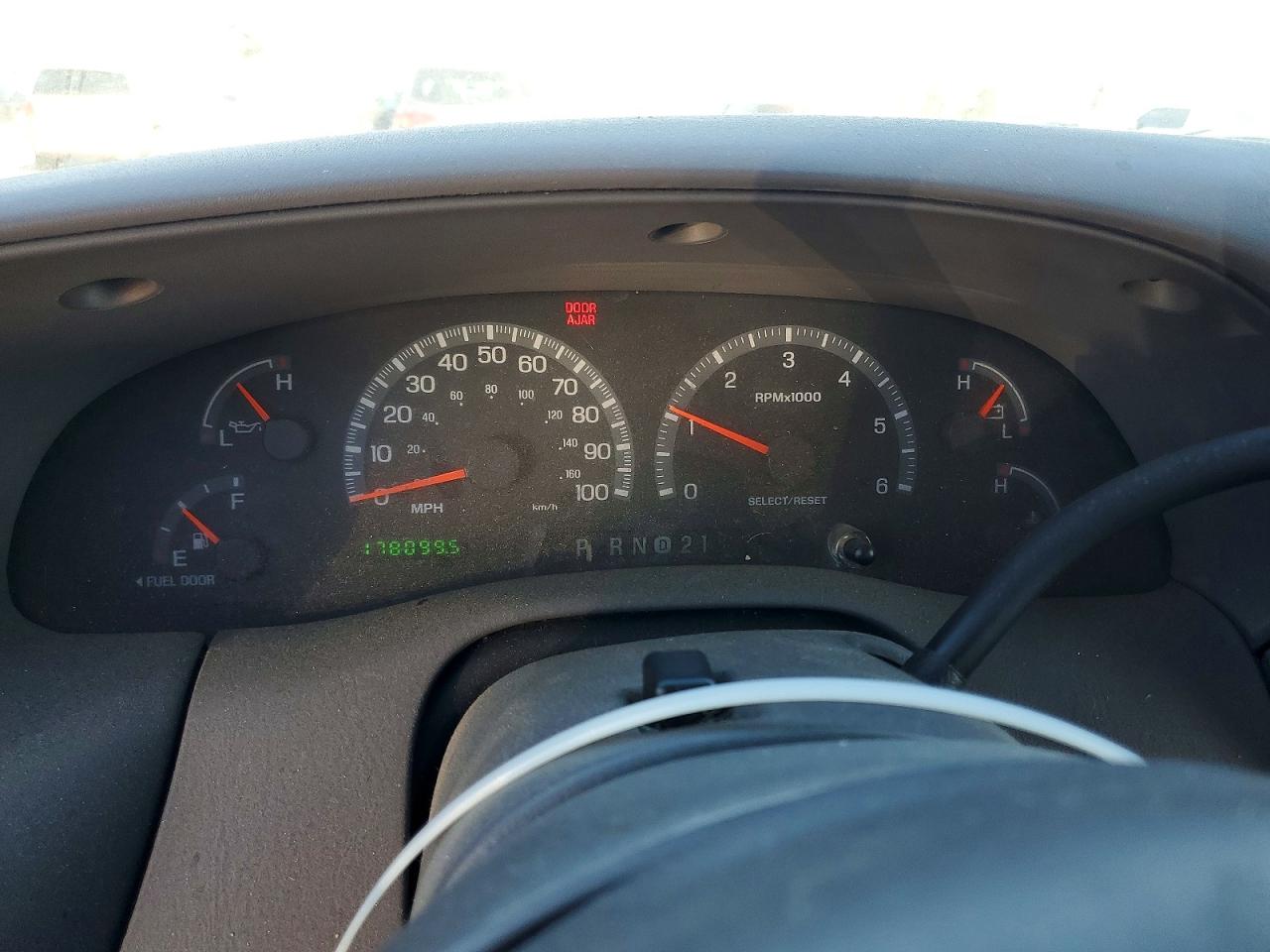 2002 Ford F150 Supercrew Gray vin: 1FTRW07632KA48762
