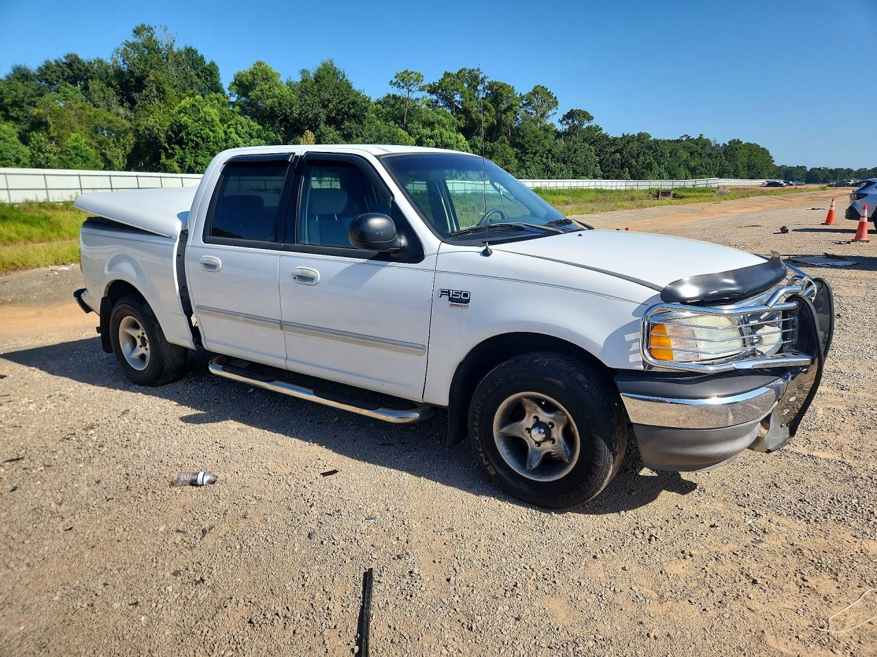 2003 Ford F150 Supercrew White vin: 1FTRW07633KD42079