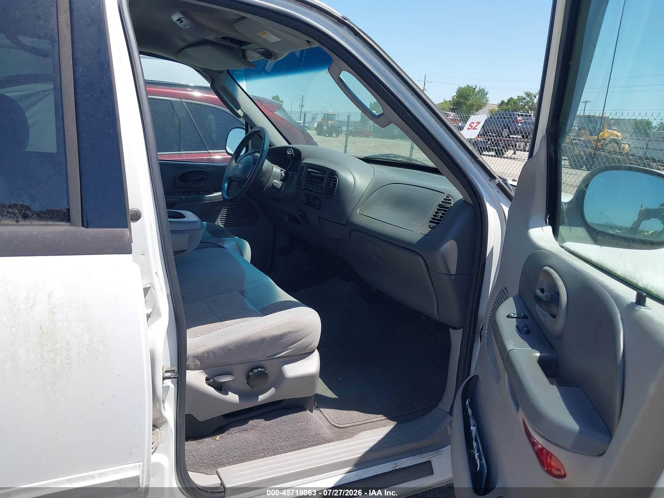 2003 Ford F-150 Lariat/xlt White vin: 1FTRW07643KB08730