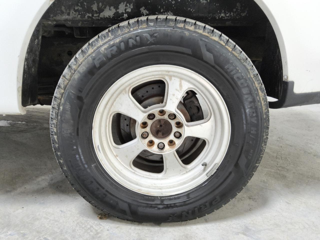 2003 Ford F150 Supercrew White vin: 1FTRW07653KA13657 Damage: Left Rear Wheel, Chipped, 10 Or More
