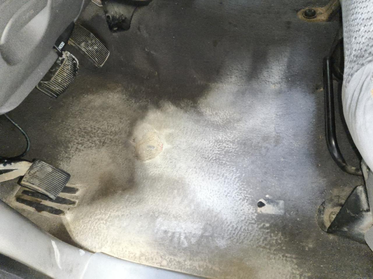 2003 Ford F150 Supercrew White vin: 1FTRW07653KA13657 Damage: Left Front Carpet, Stained, Permanent