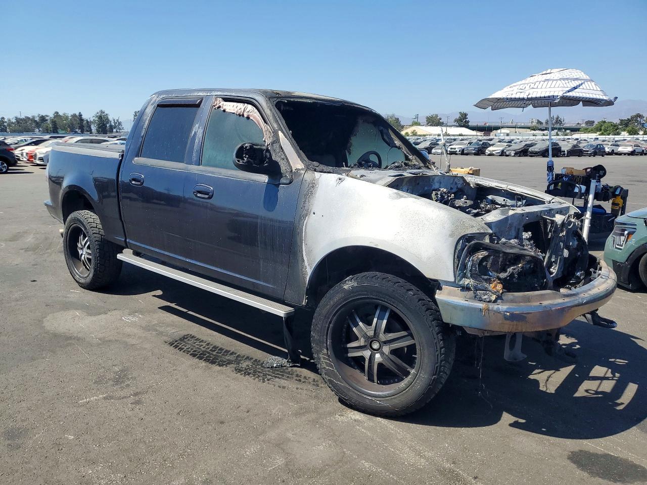 2002 Ford F150 Supercrew Blue vin: 1FTRW07662KB73268